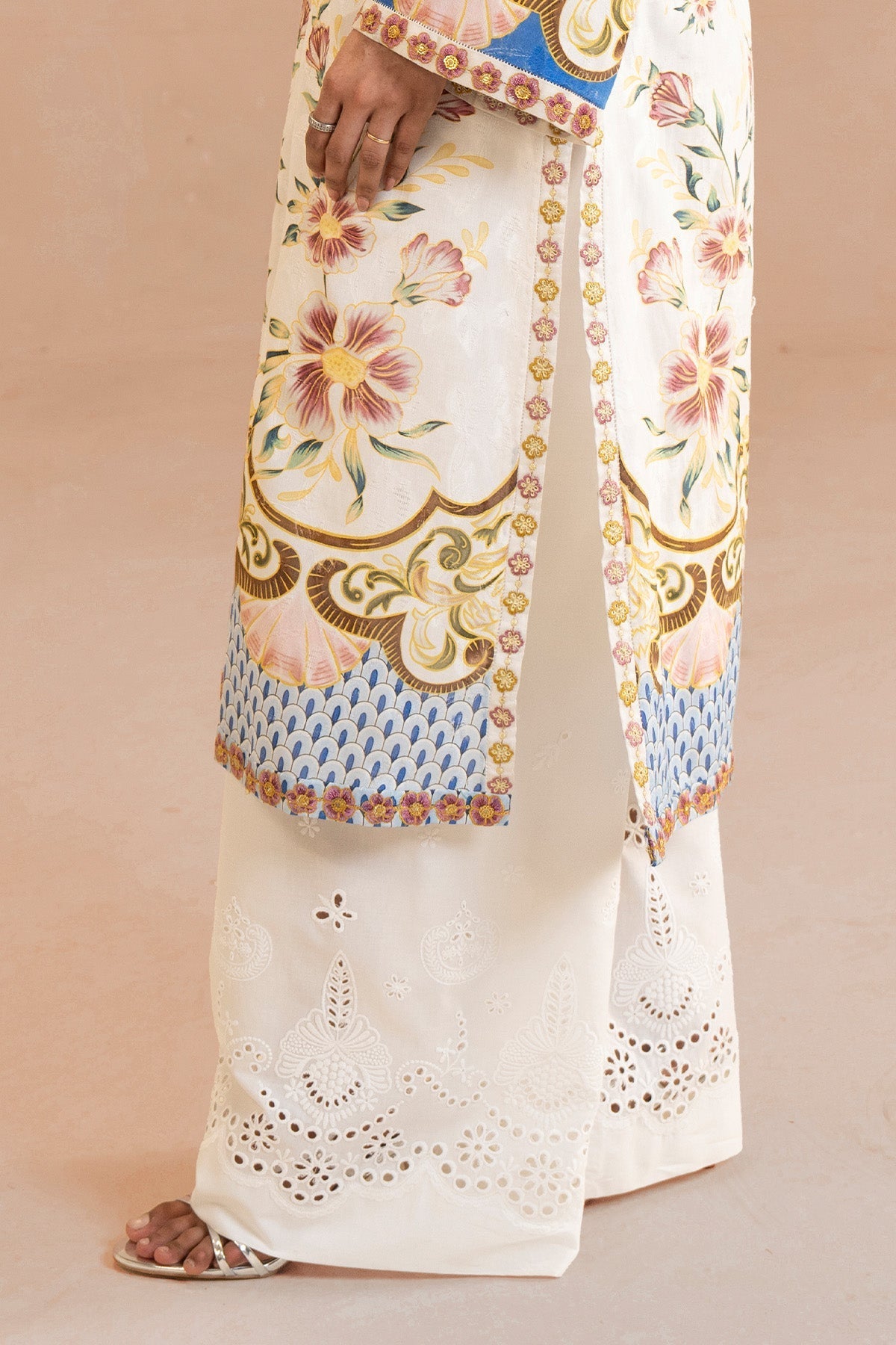 Embroidered Cambric Trousers - MCP1910-2 - Shop Now at Kayseria