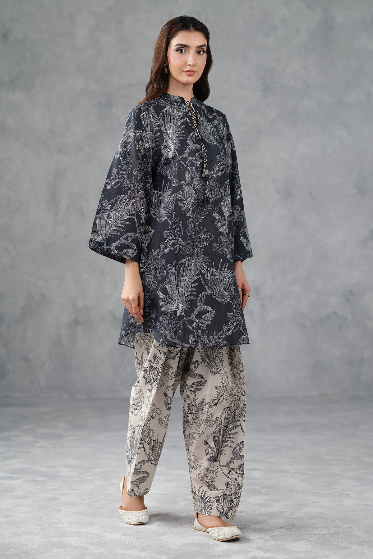LAWN | PRINTED