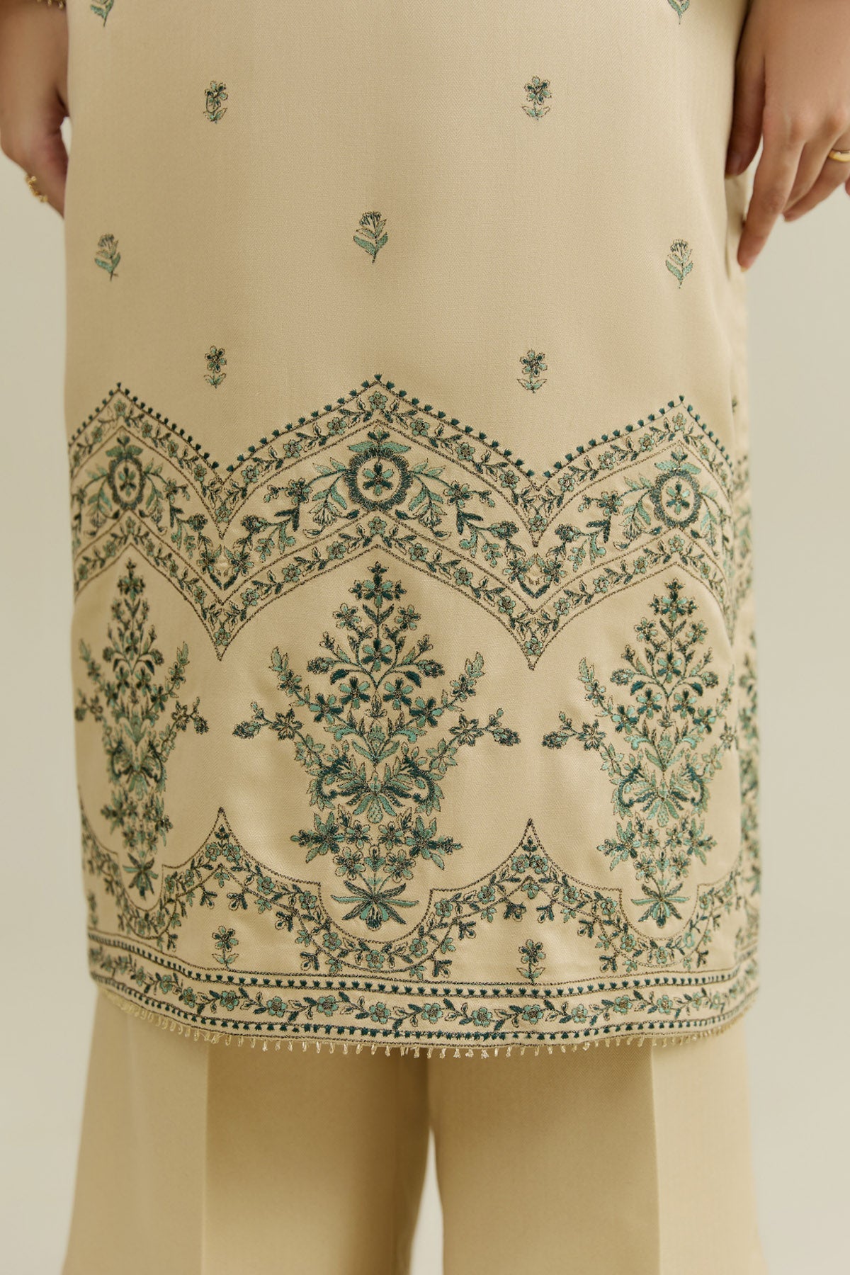 VISCOSE WOOL | EMBROIDERED - Shop Now at Kayseria