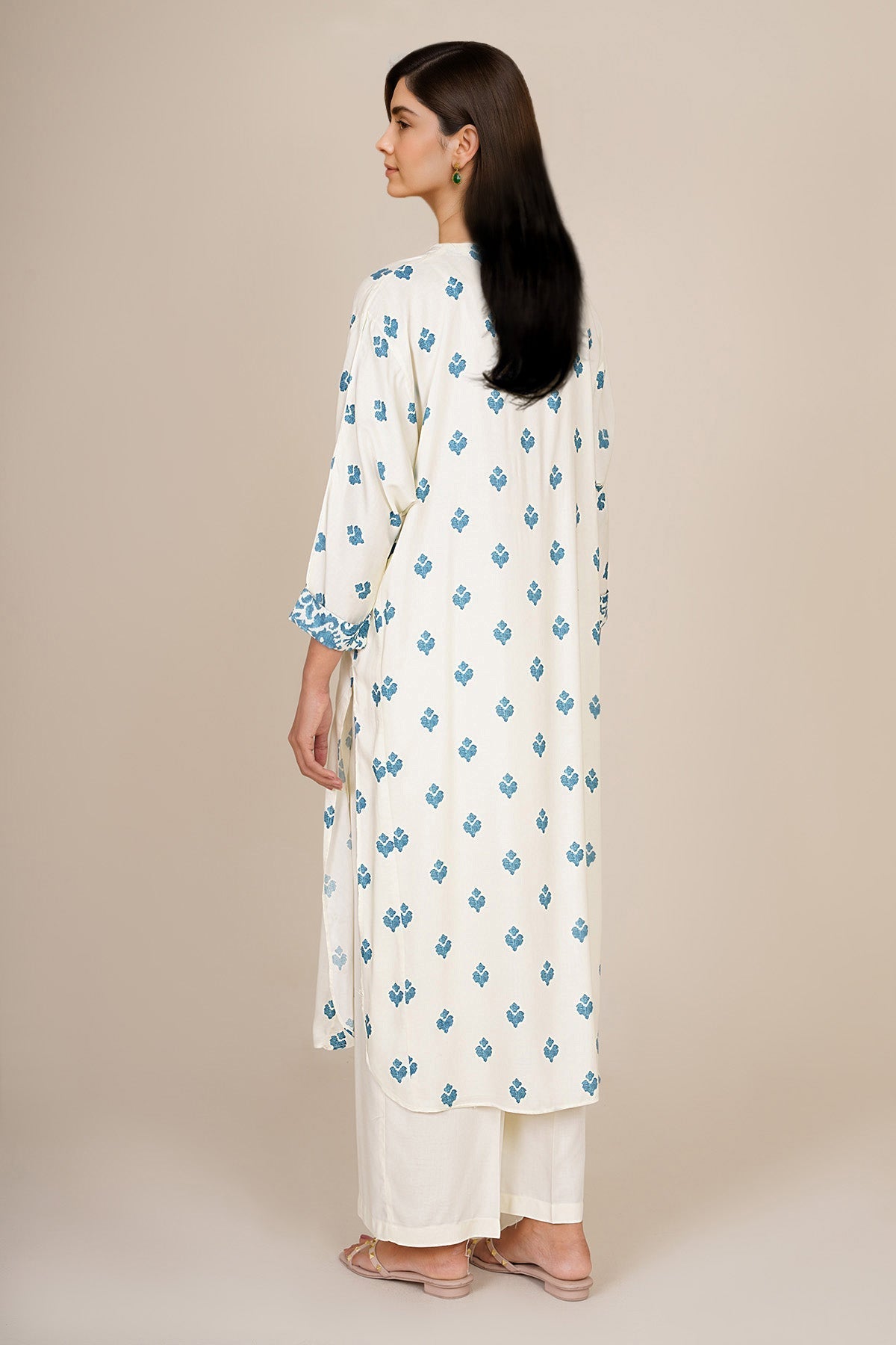 2 Piece - Printed & Embellished Linen Suit - KPW25-P3674 - Shop Now at Kayseria