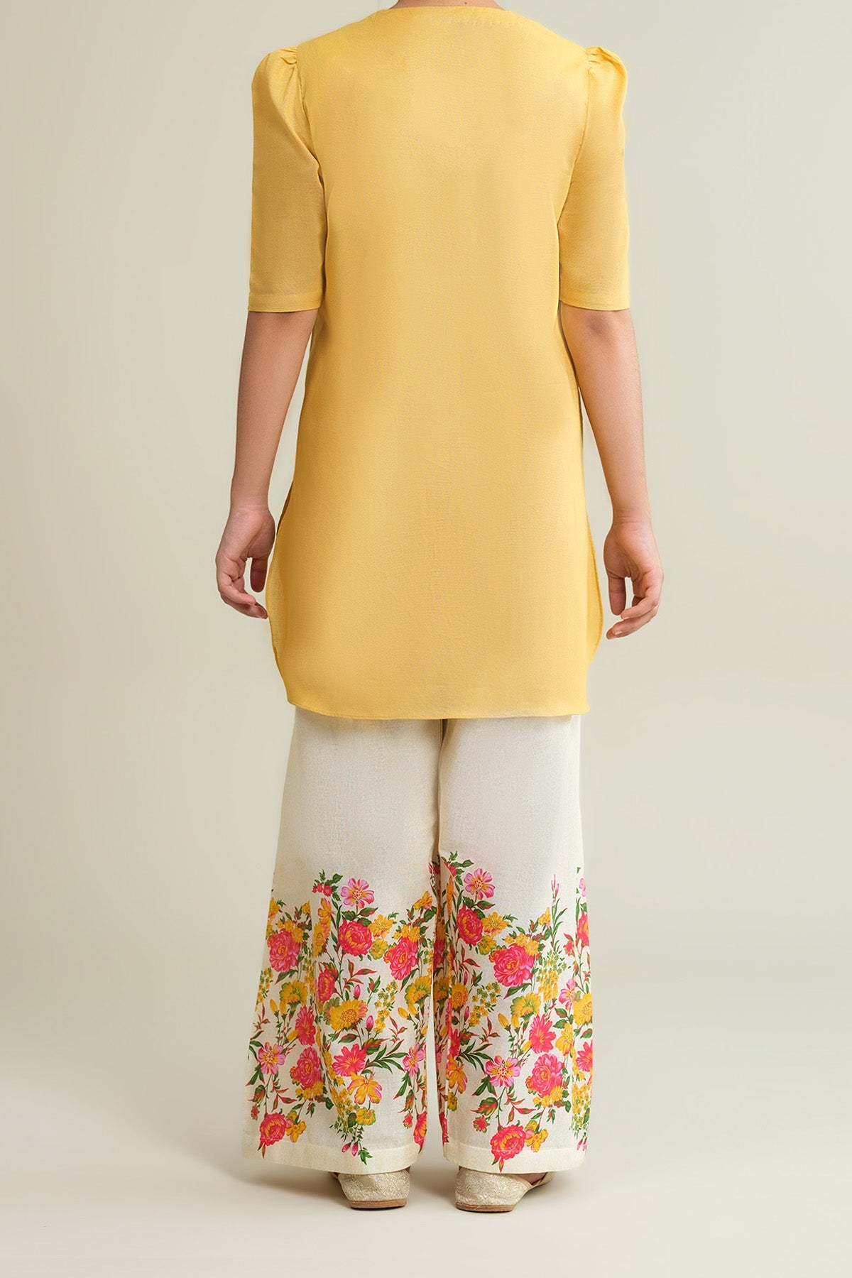 2 Piece - Dyed Khaddar Suit - KPW25-P3756 - Shop Now at Kayseria