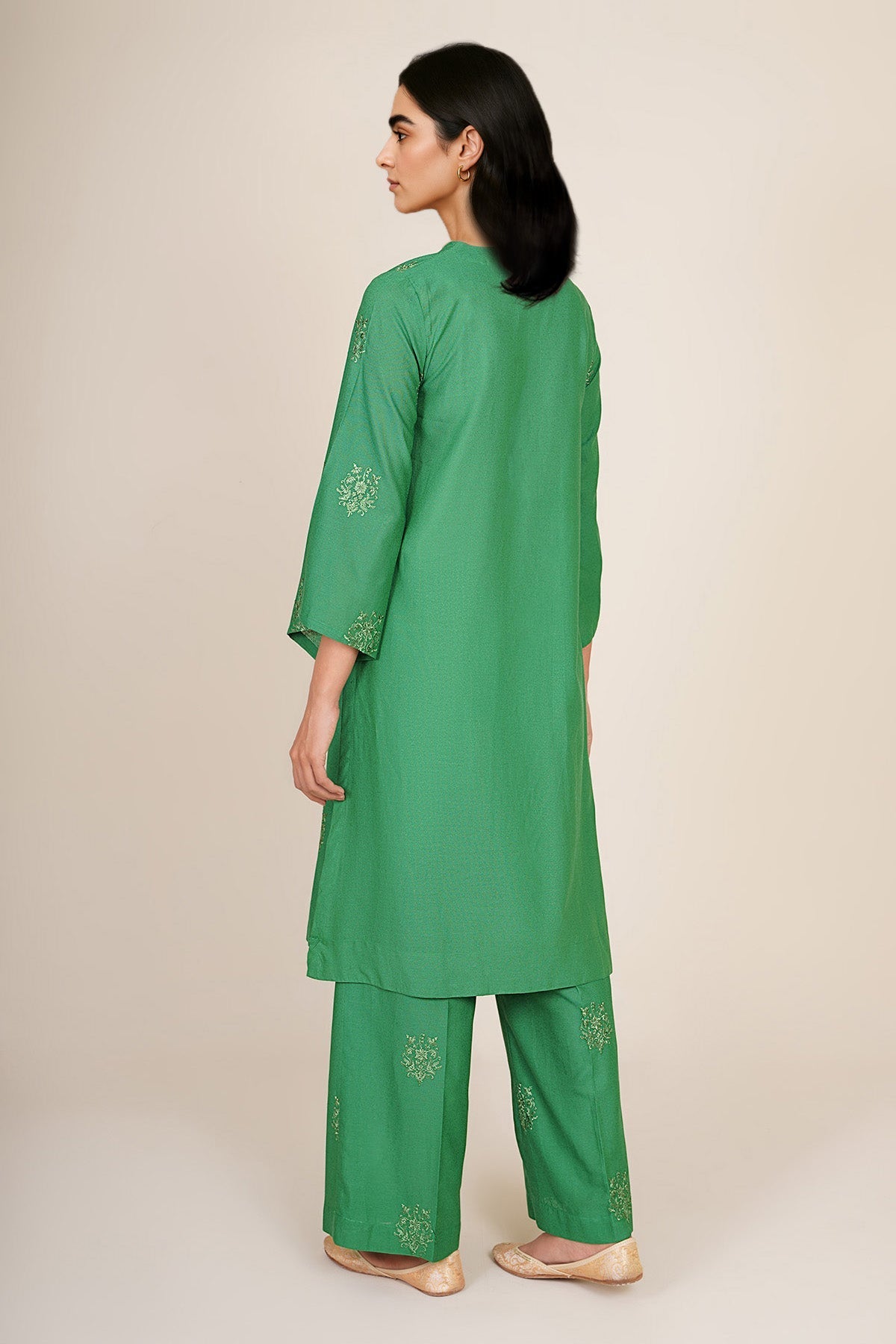 2 Piece - Embroidered Cotton Karandi Suit - KPW25-P3758 - Shop Now at Kayseria