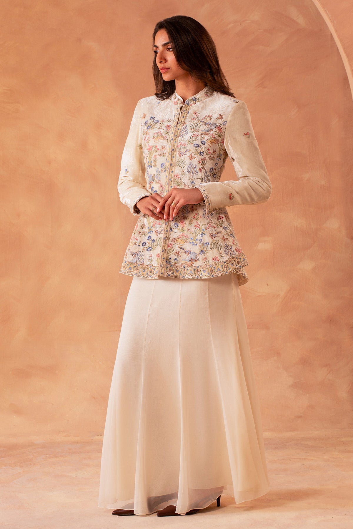 VELVET | EMBROIDERED - Shop Now at Kayseria
