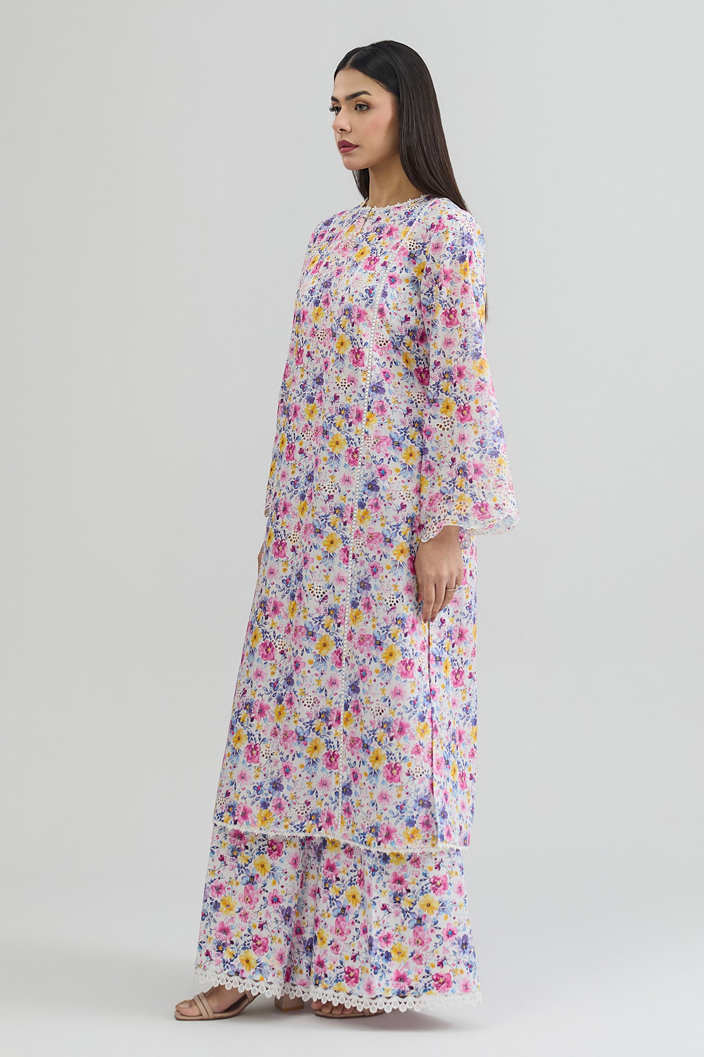LAWN | EMBROIDERED
