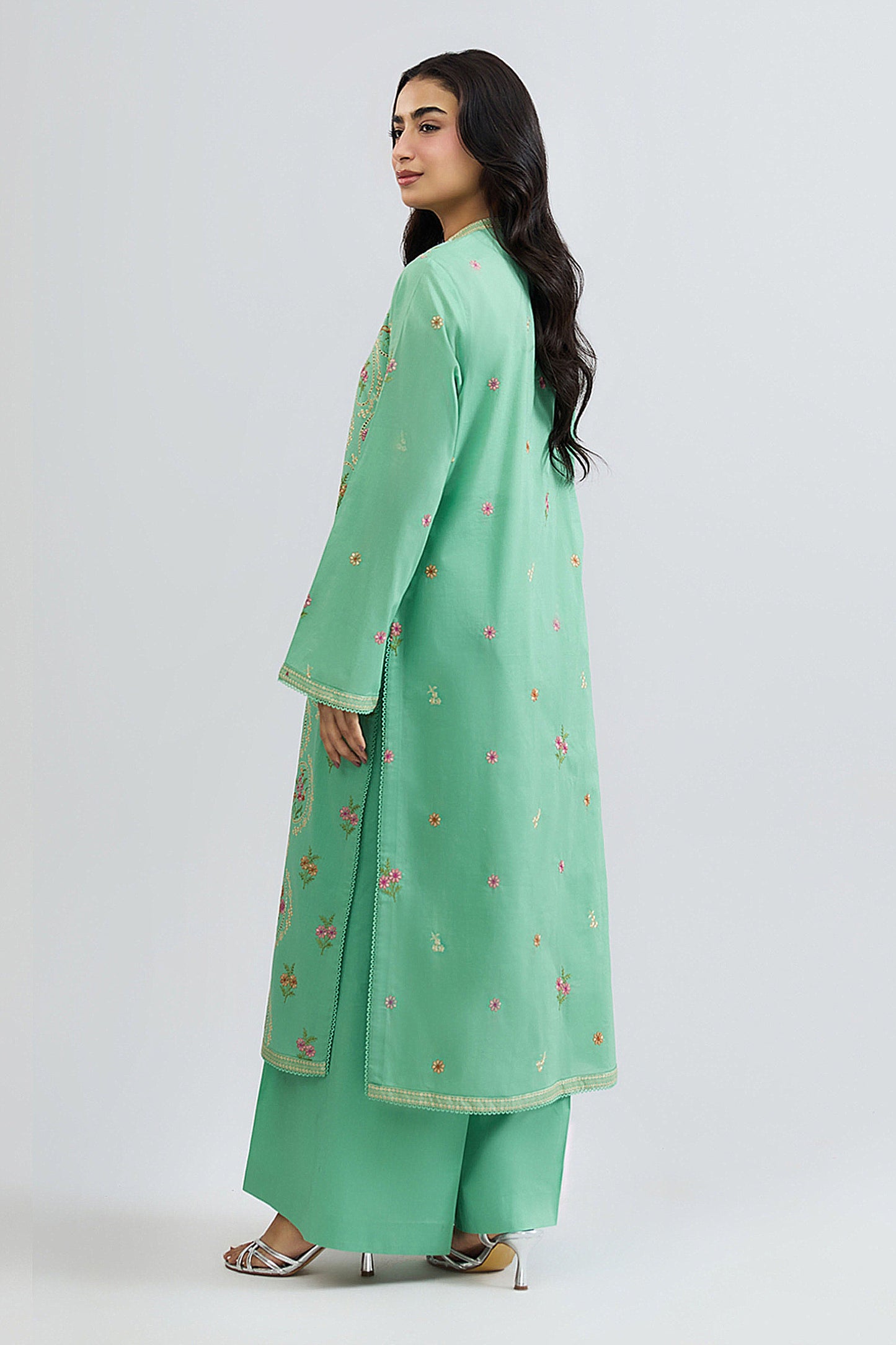 LAWN | EMBROIDERED