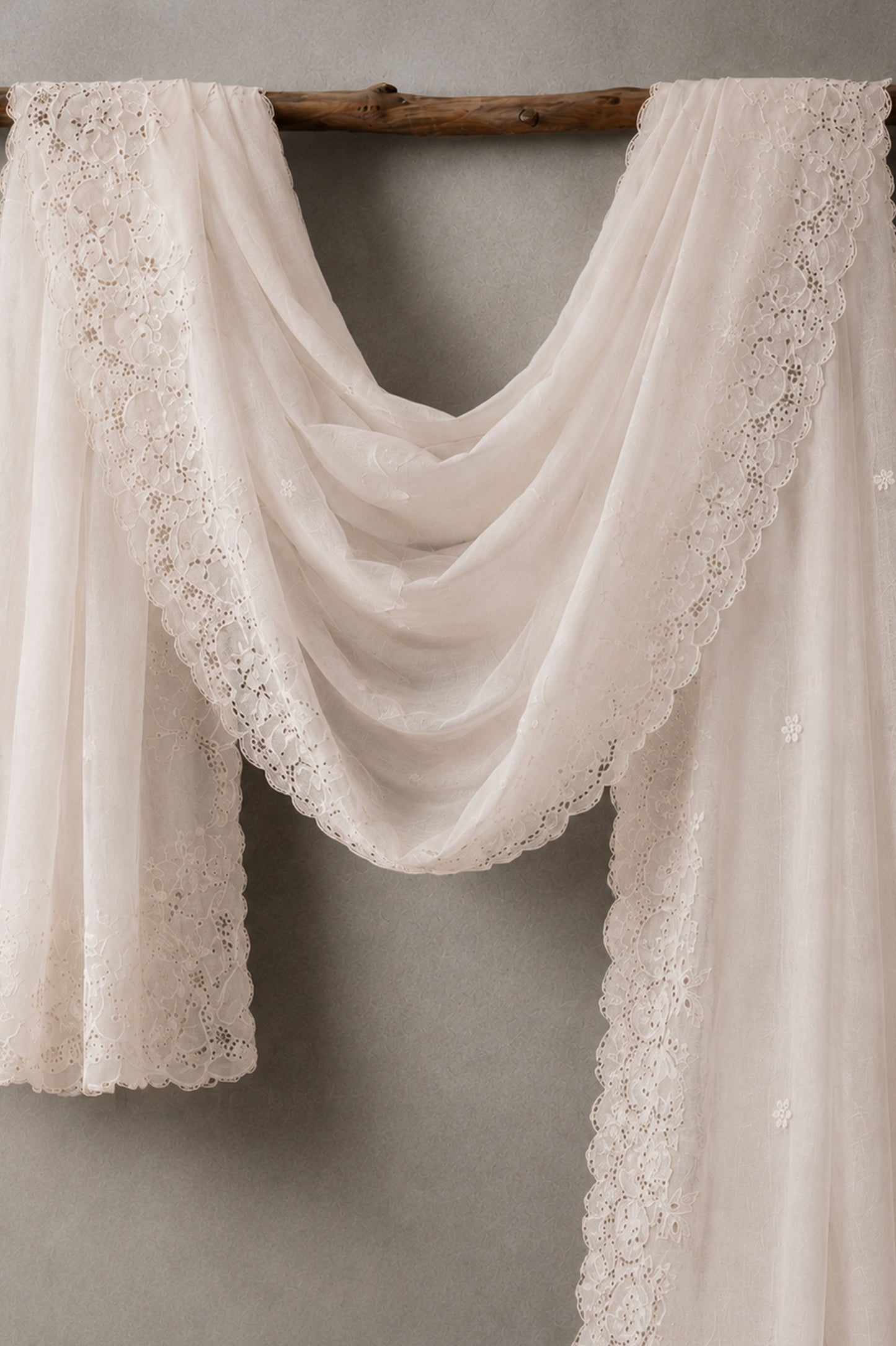 DHAKA MALMAL | EMBROIDERED