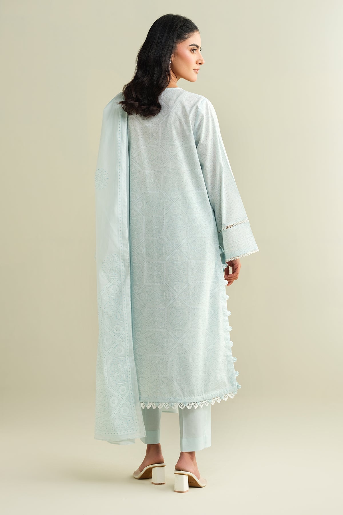 2 Piece - Printed Lawn Suit - C6124 - Shop Now at Kayseria