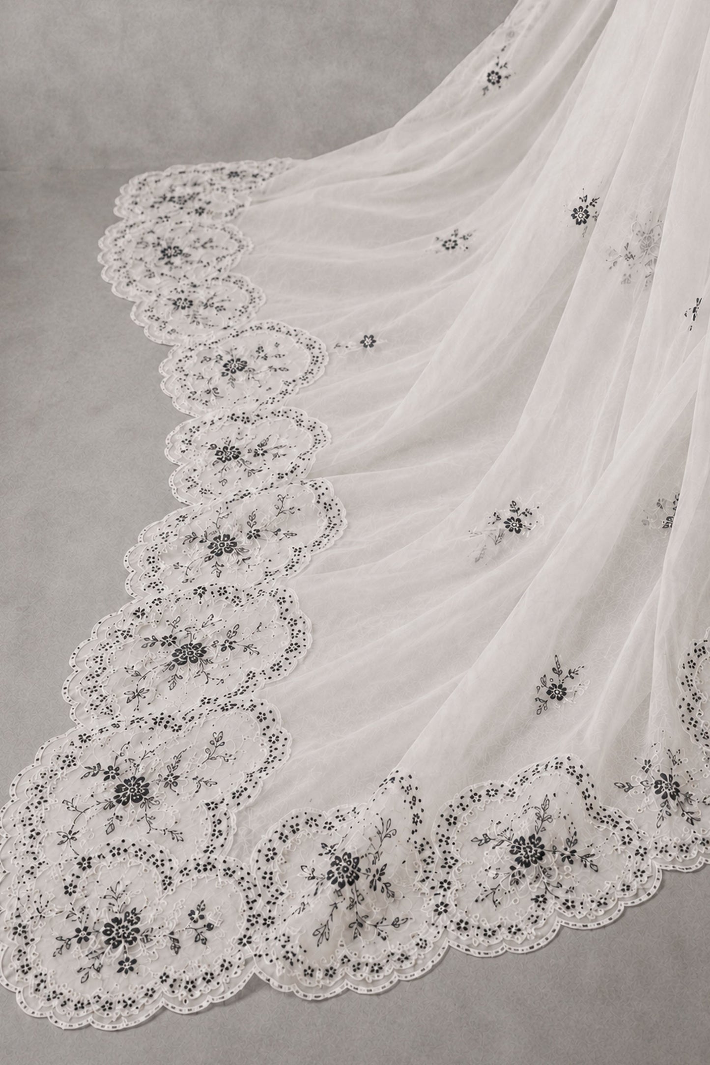 DHAKA MALMAL | EMBROIDERED