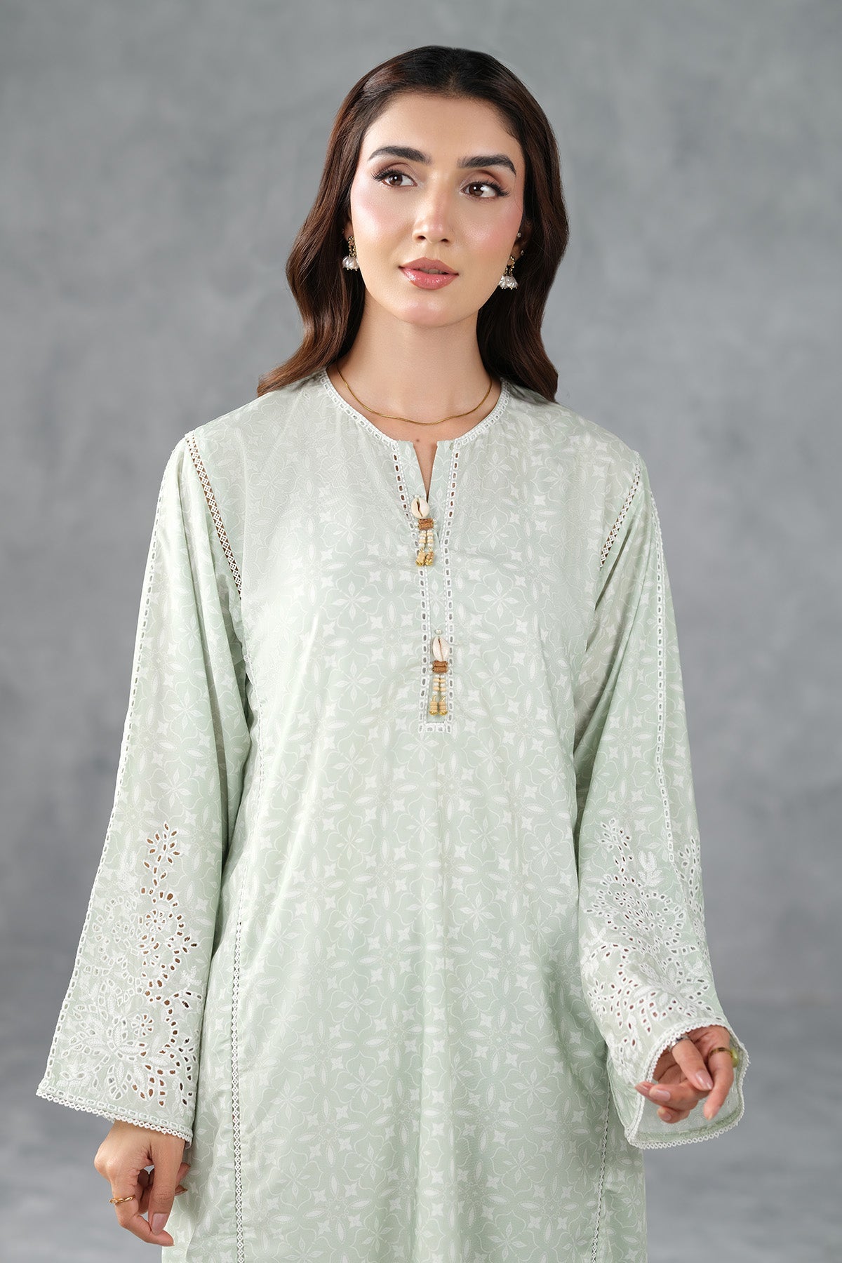 LAWN | EMBROIDERED