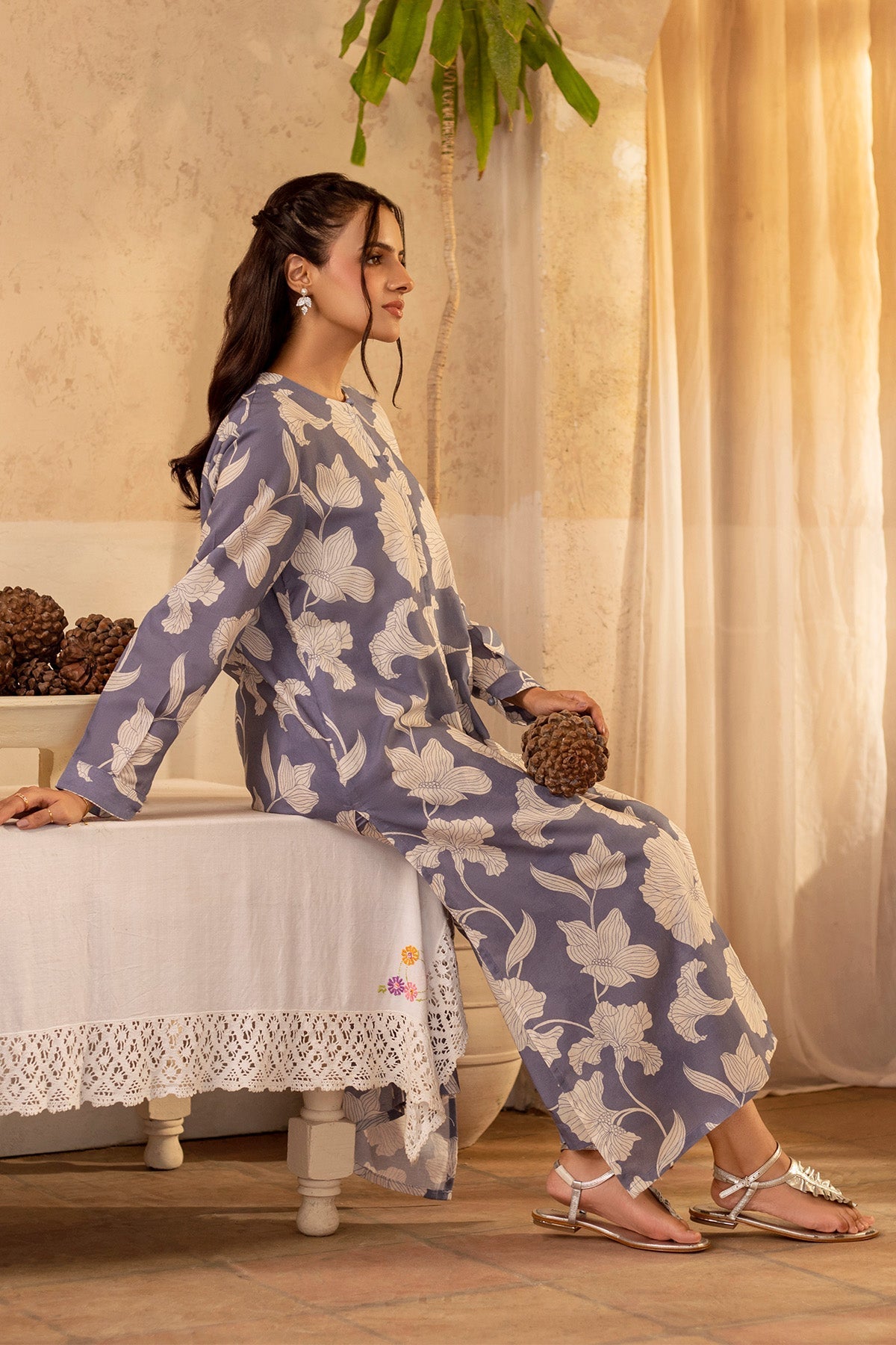 2 Piece - Printed Khaddar Suit - KPW25-P3811 - Shop Now at Kayseria