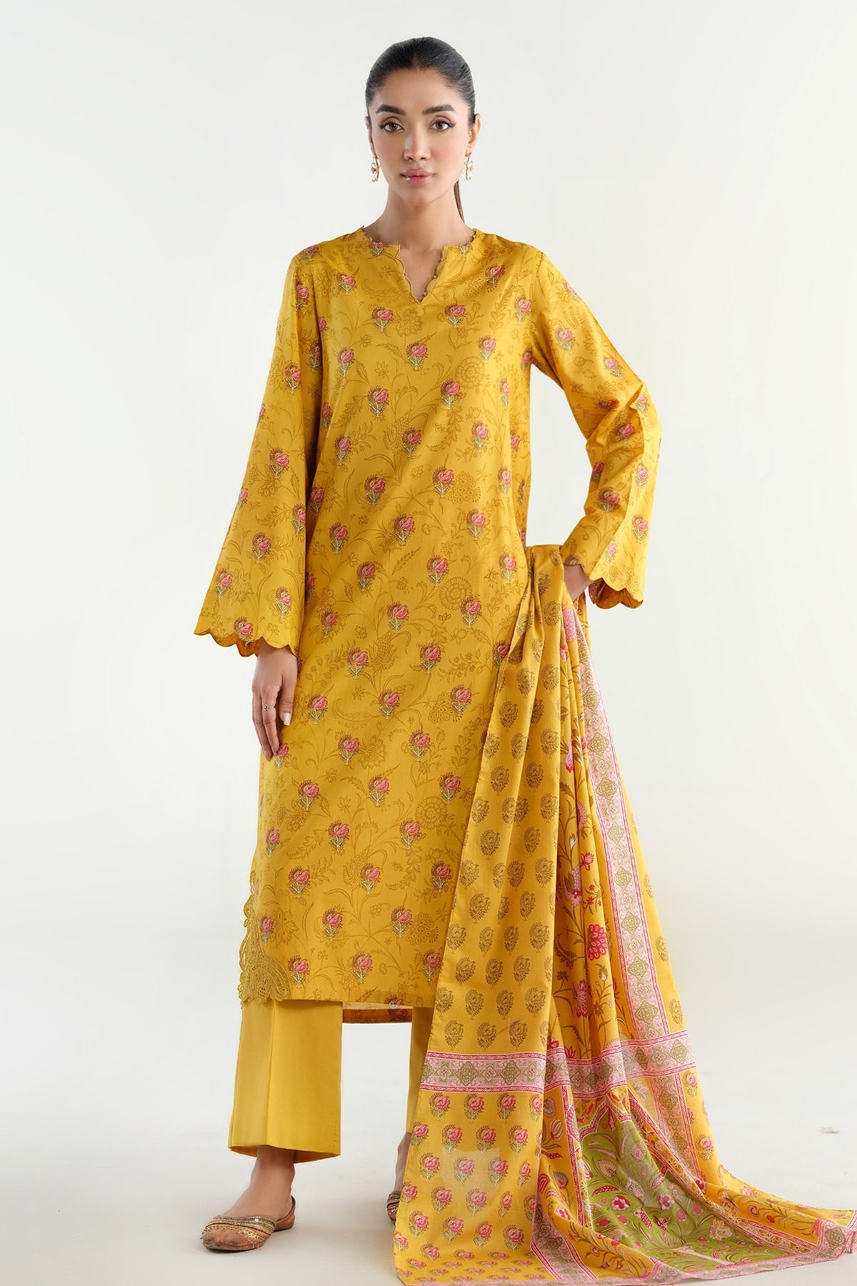 3 Piece - Printed & Embroidered Lawn Suit - C6220 - Shop Now at Kayseria