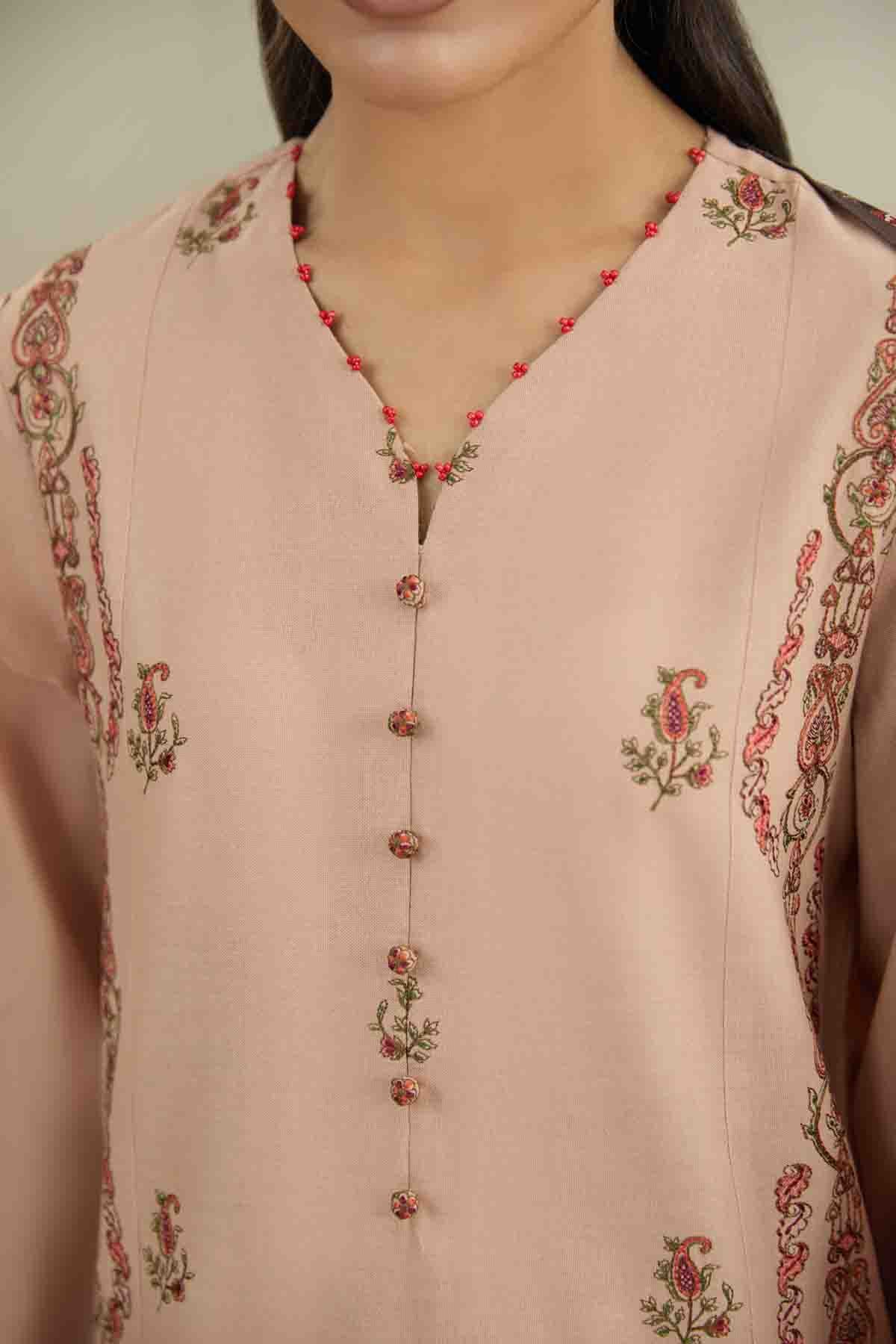 KHADDAR  |  EMBROIDERED - Shop Now at Kayseria