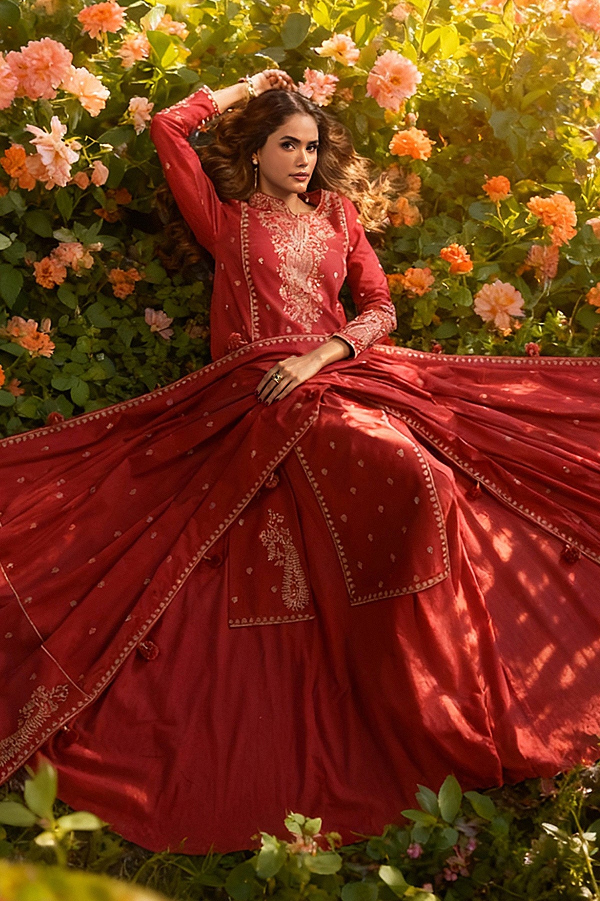 KHADDAR  |  EMBROIDERED - Shop Now at Kayseria