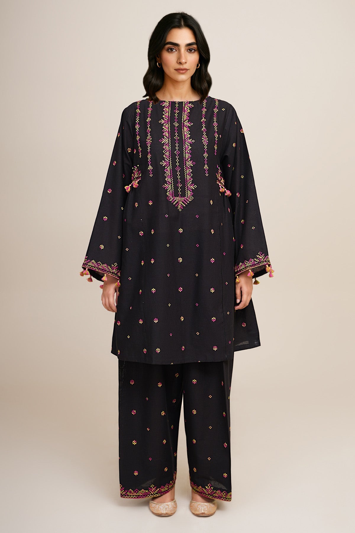 2 Piece - Embroidered Khaddar Suit - C6354 - Shop Now at Kayseria