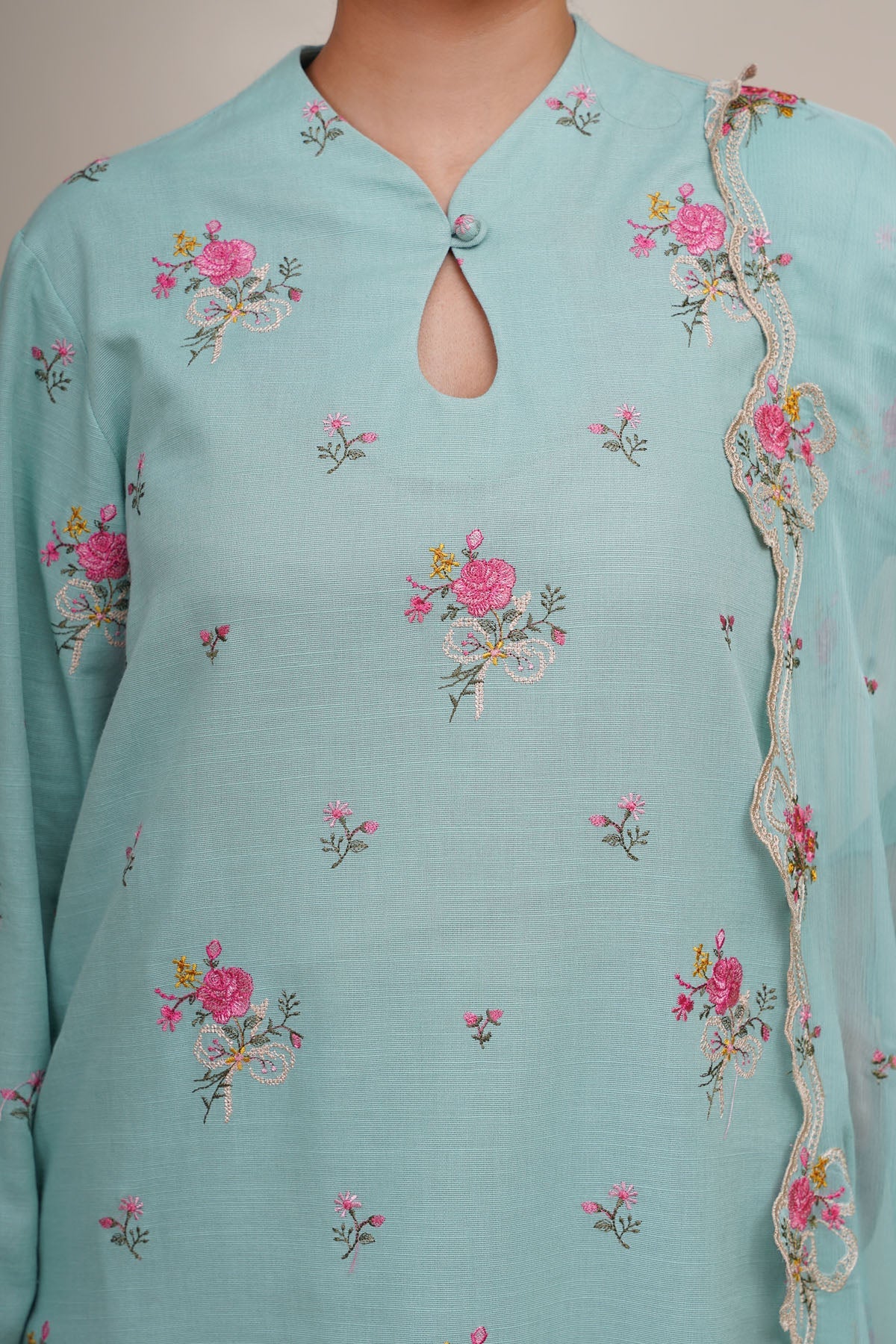 KHADDAR  |  EMBROIDERED - Shop Now at Kayseria