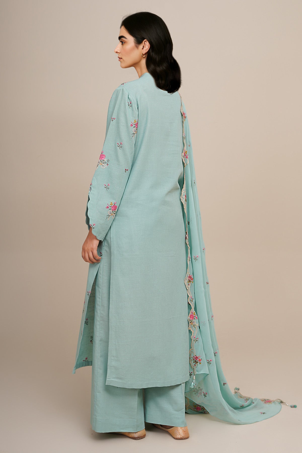 KHADDAR  |  EMBROIDERED - Shop Now at Kayseria