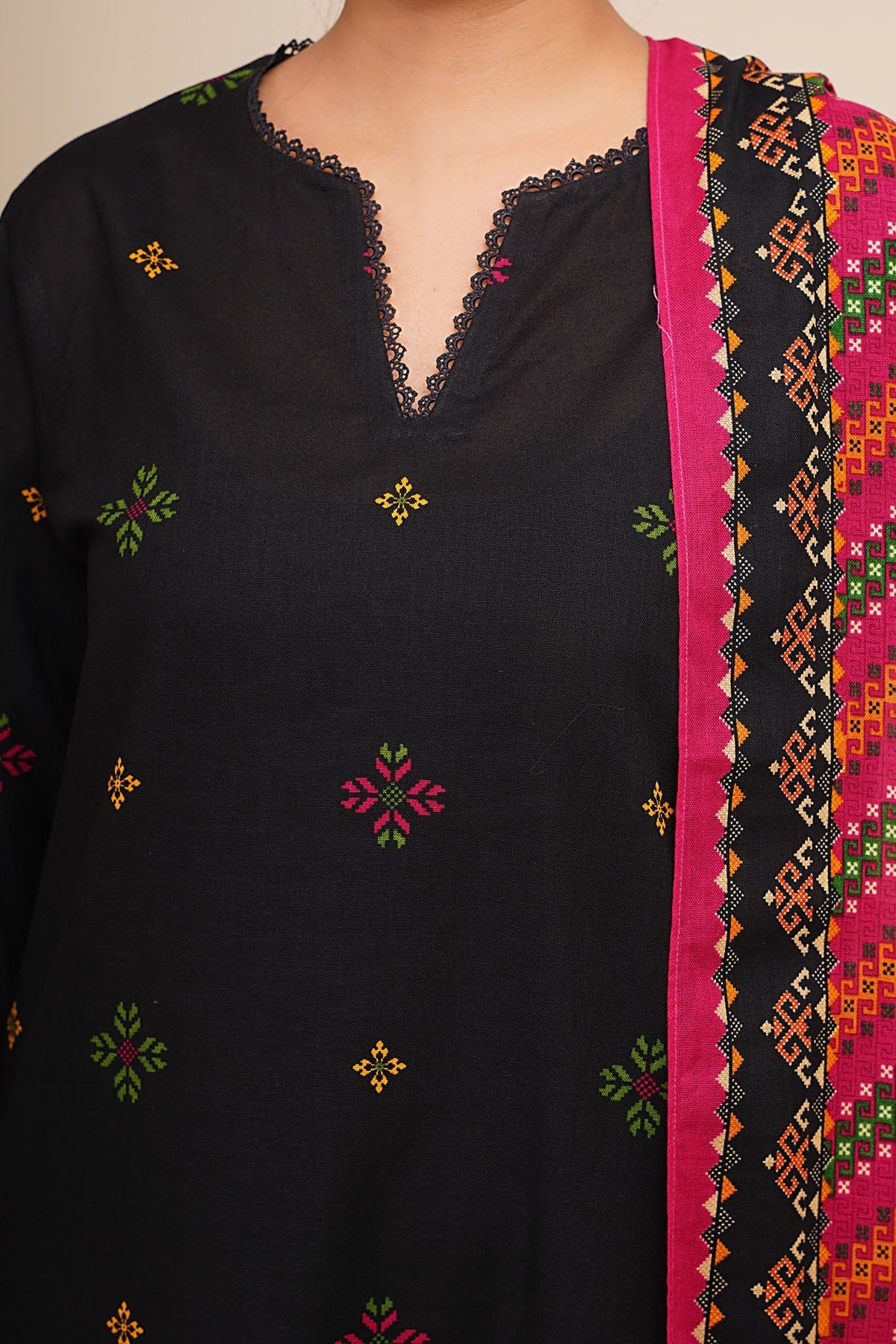 3 Piece - Printed Khaddar Suit - C6443 - Shop Now at Kayseria