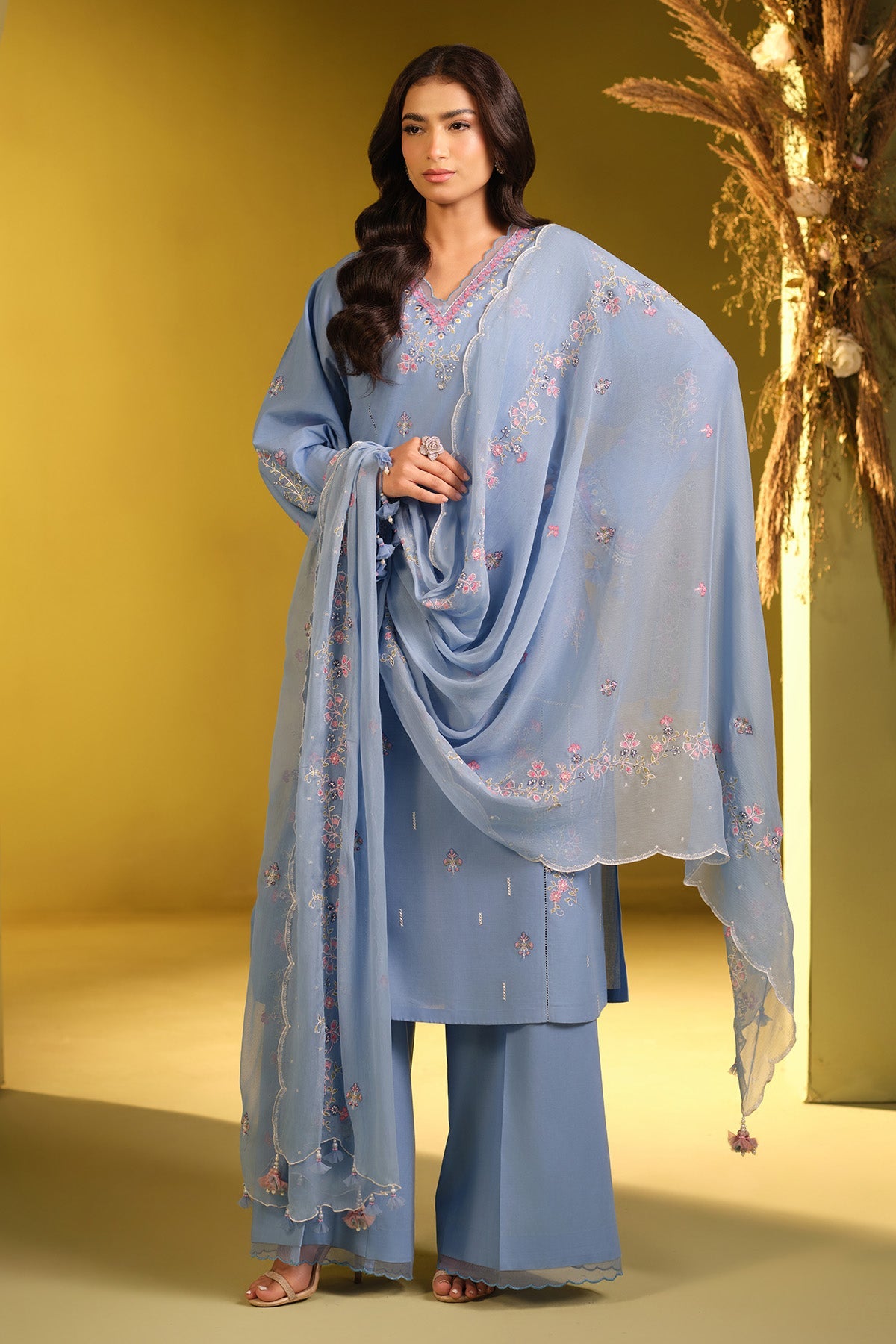 LAWN  |  EMBROIDERED - Shop Now at Kayseria