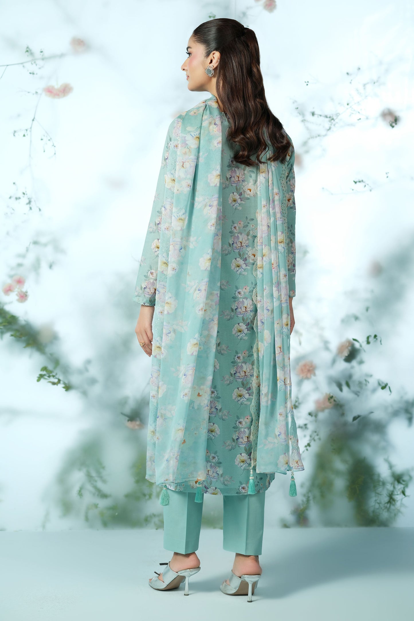 LAWN | EMBROIDERED