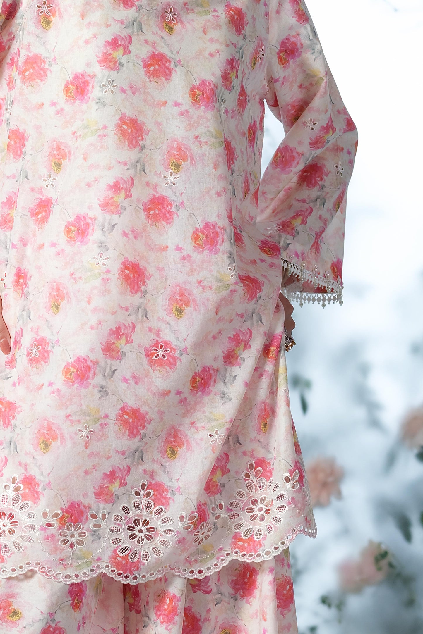 LAWN | EMBROIDERED