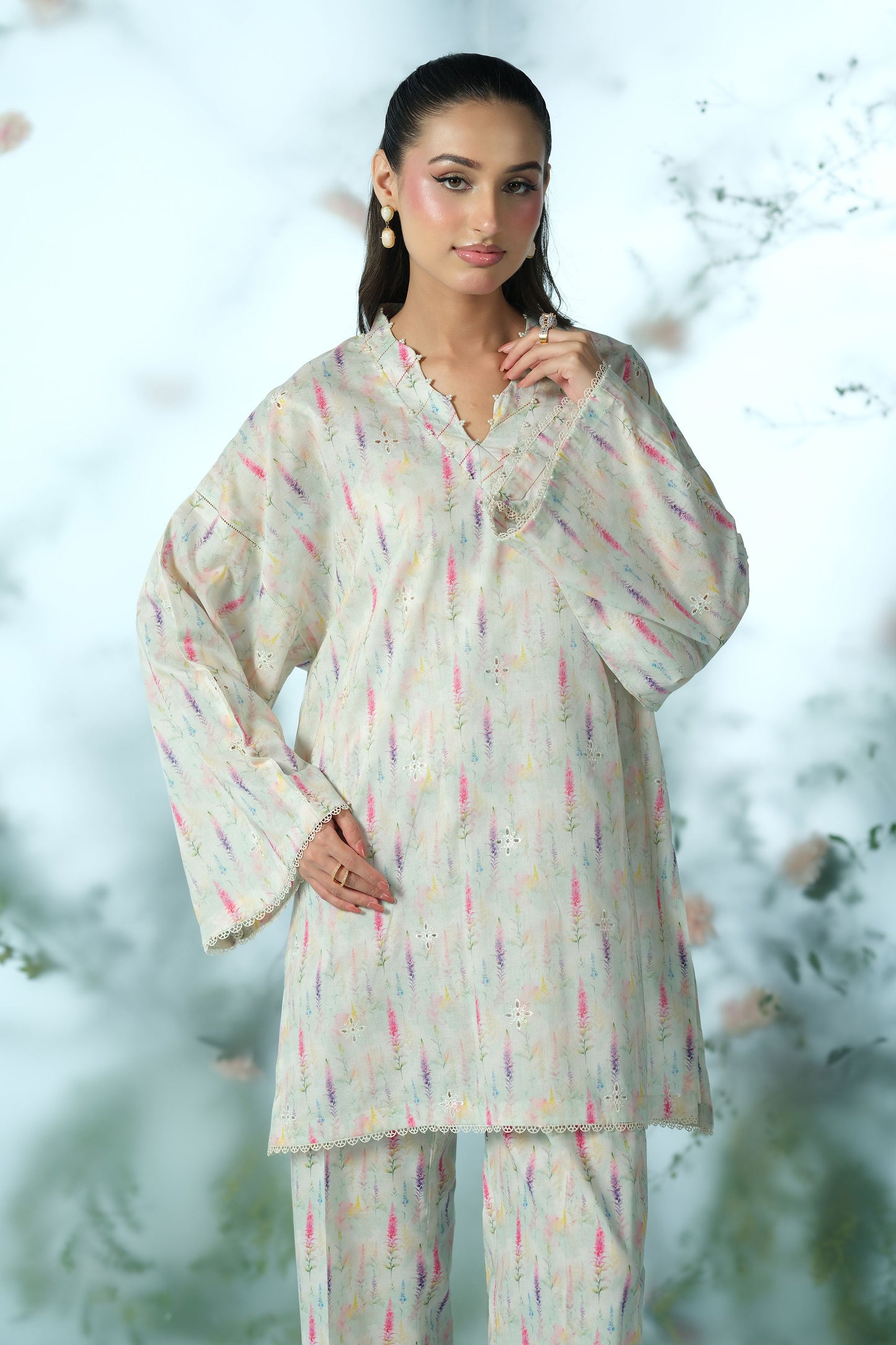 LAWN | EMBROIDERED