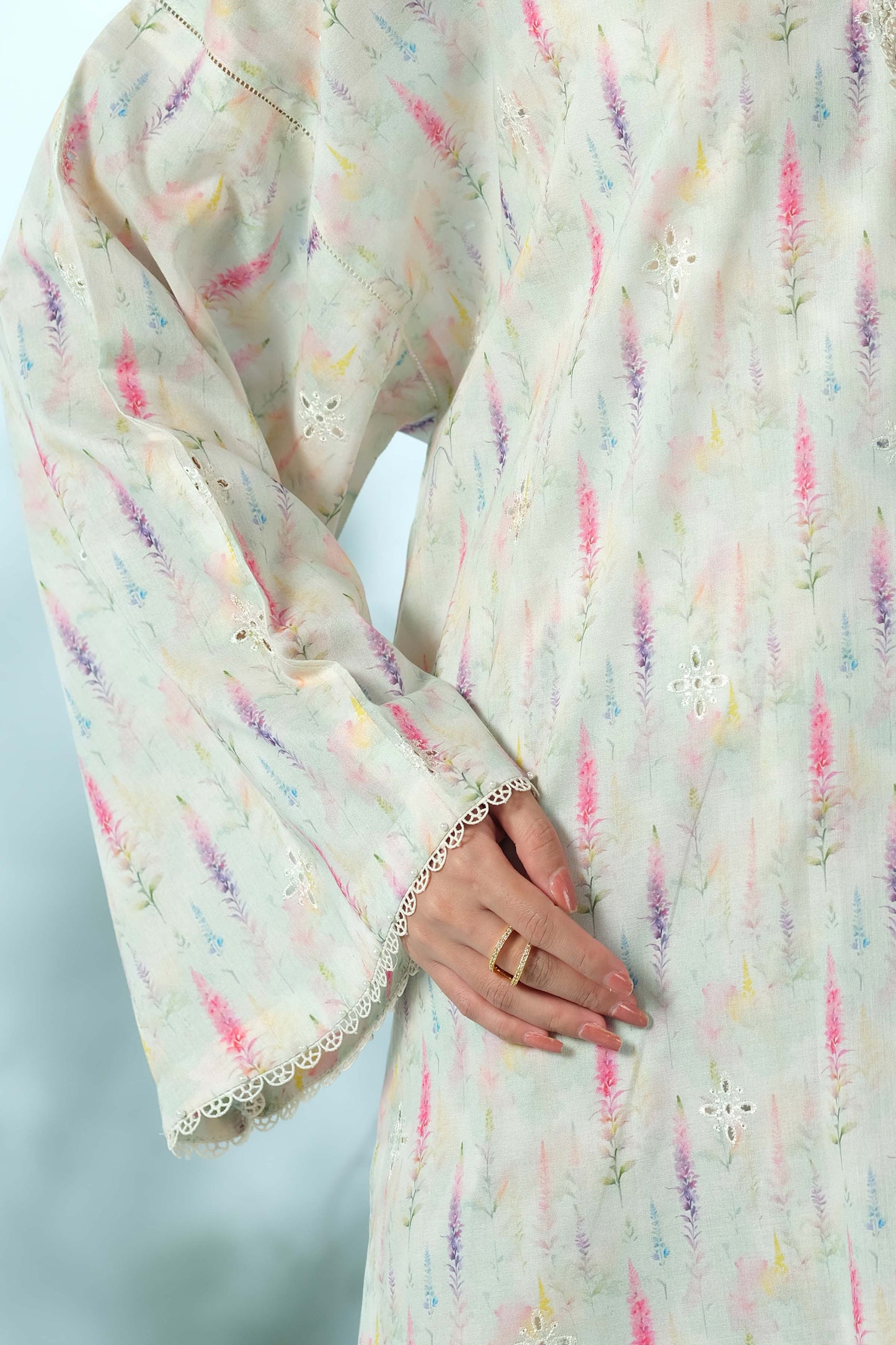 LAWN | EMBROIDERED