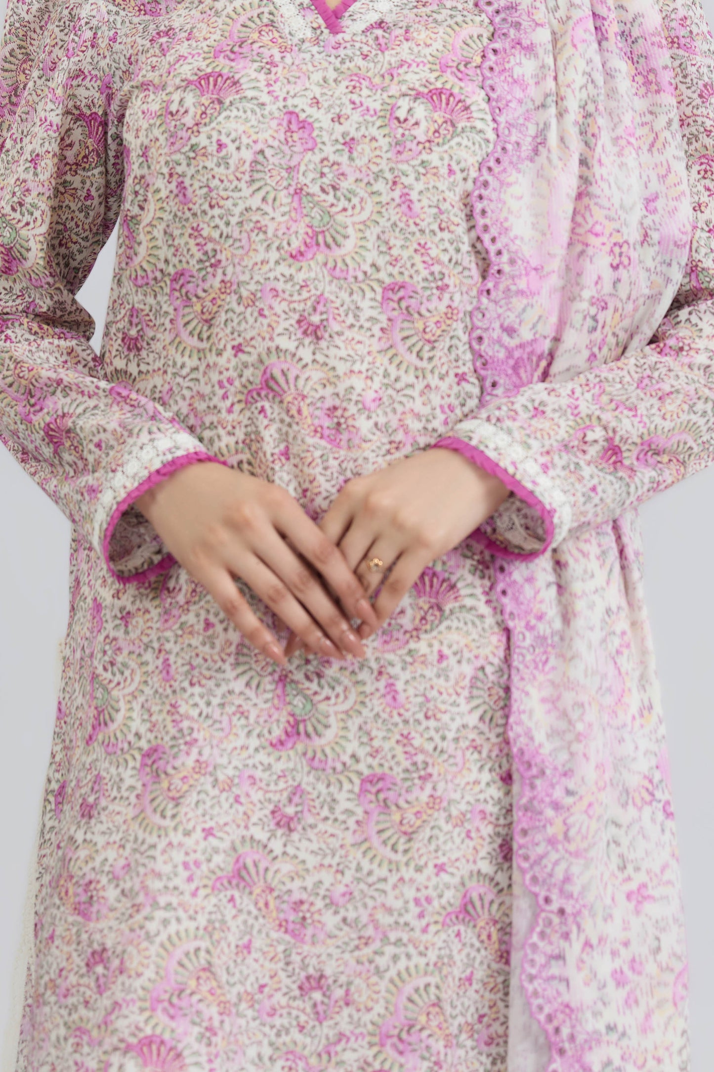 LAWN | EMBROIDERED