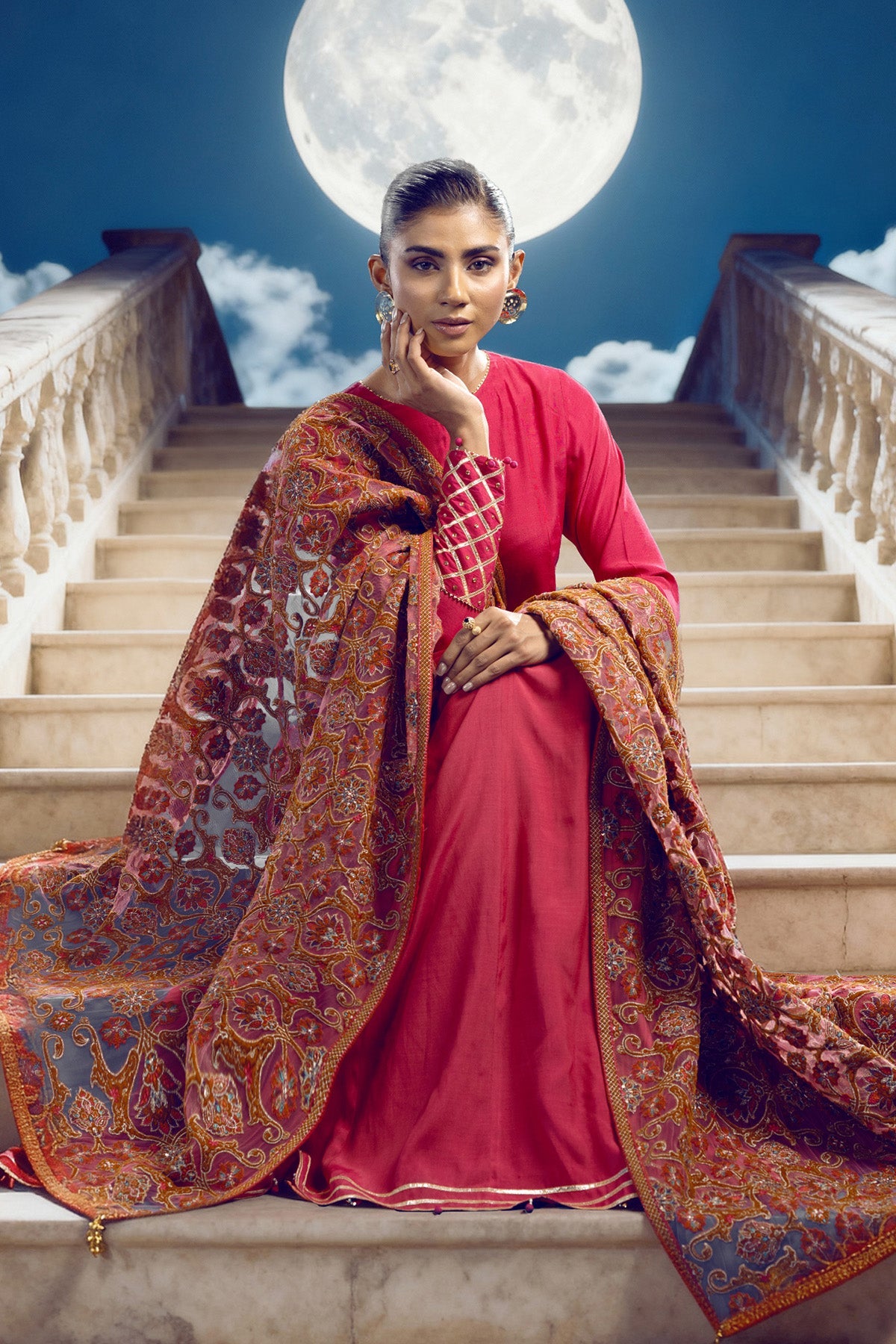 VELVET | EMBROIDERED - Shop Now at Kayseria