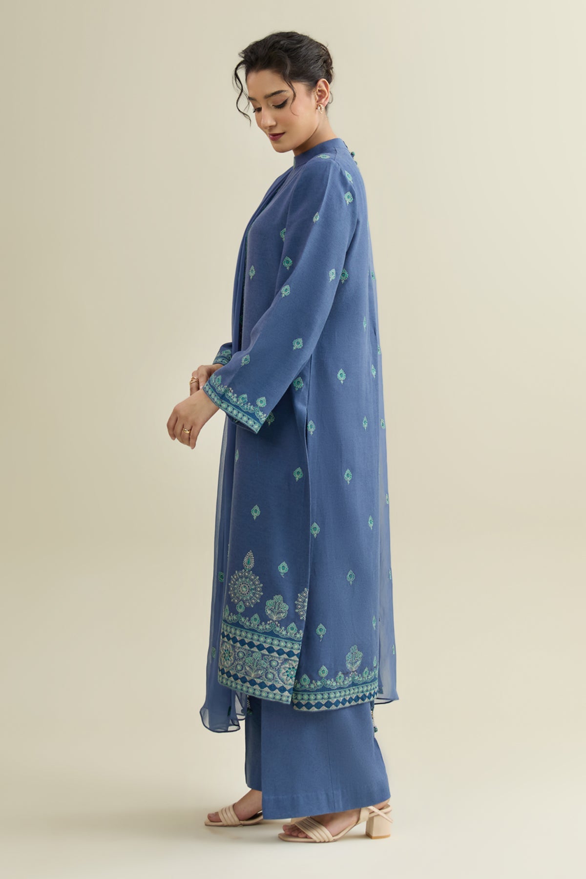 COTTON KARANDI  |  EMBROIDERED - Shop Now at Kayseria