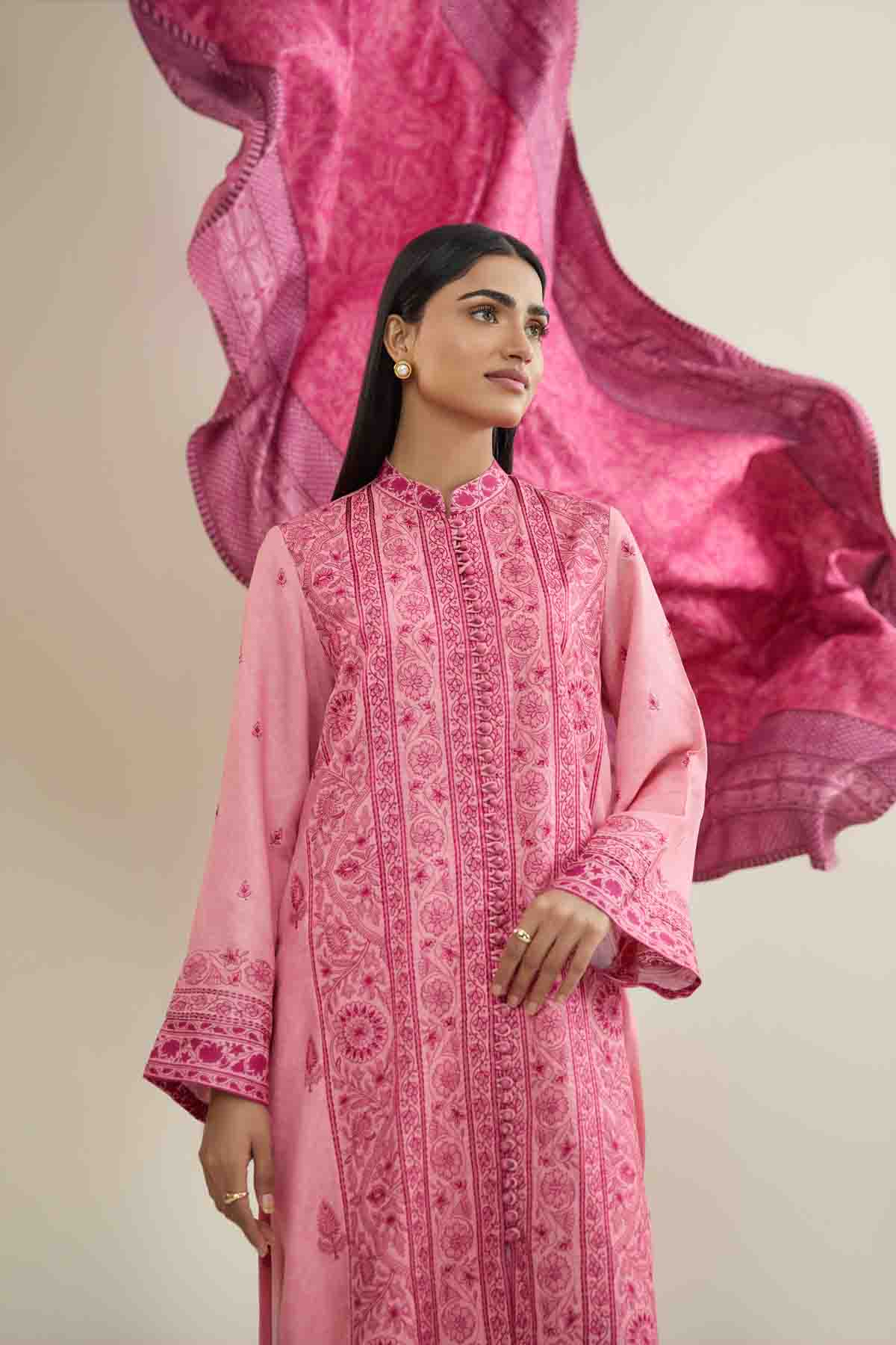 VISCOSE WOOL  |  EMBROIDERED - Shop Now at Kayseria