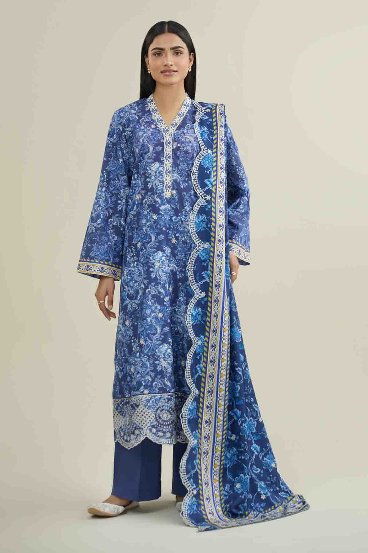 KHADDAR  |  EMBROIDERED - Shop Now at Kayseria