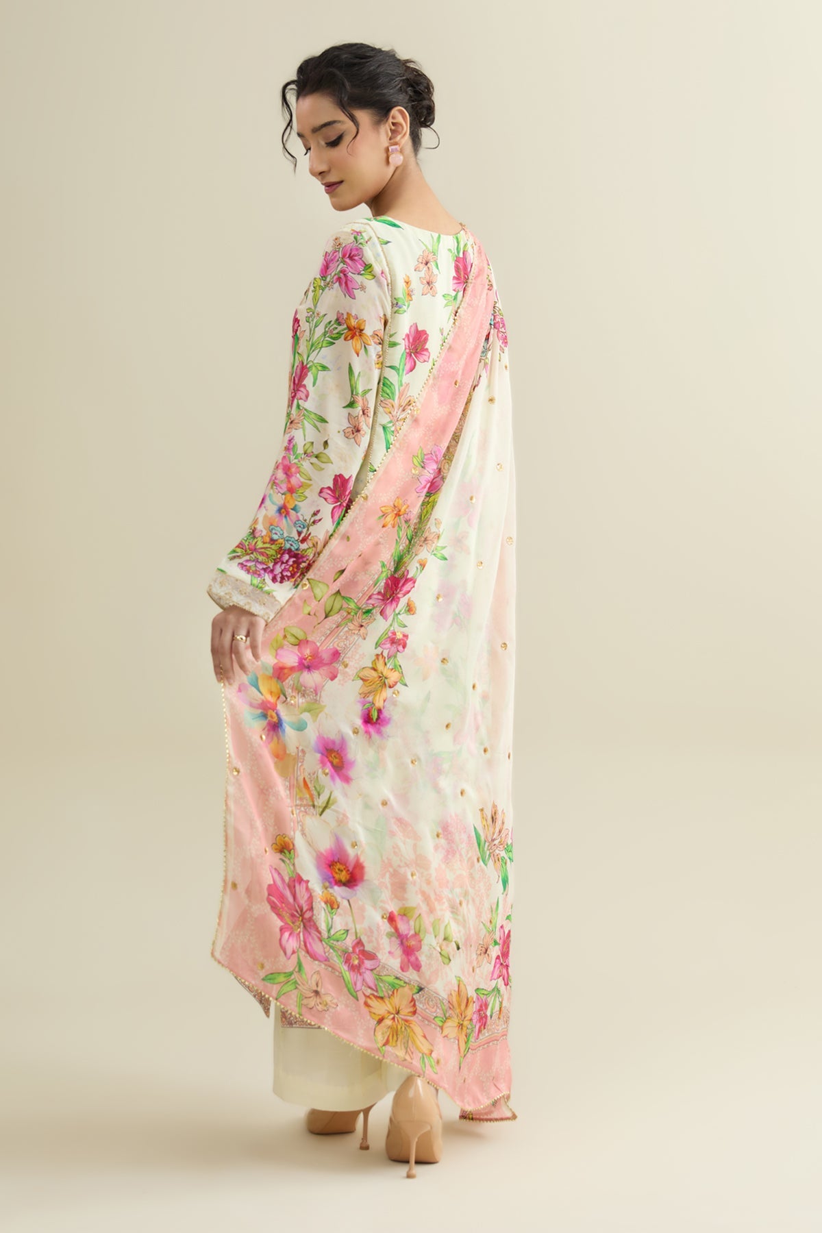 CHINA SILK  |  EMBROIDERED - Shop Now at Kayseria