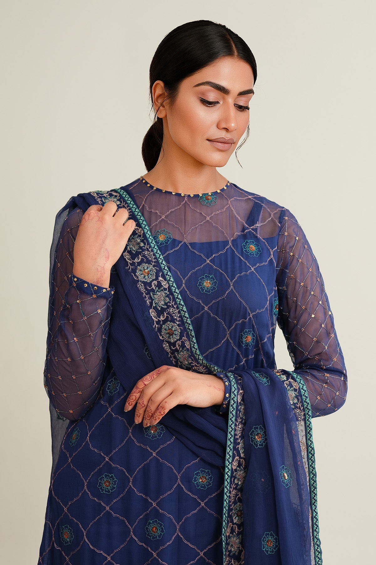 4 Piece - Embroidered Bamber Chiffon Suit - E1878 - Shop Now at Kayseria