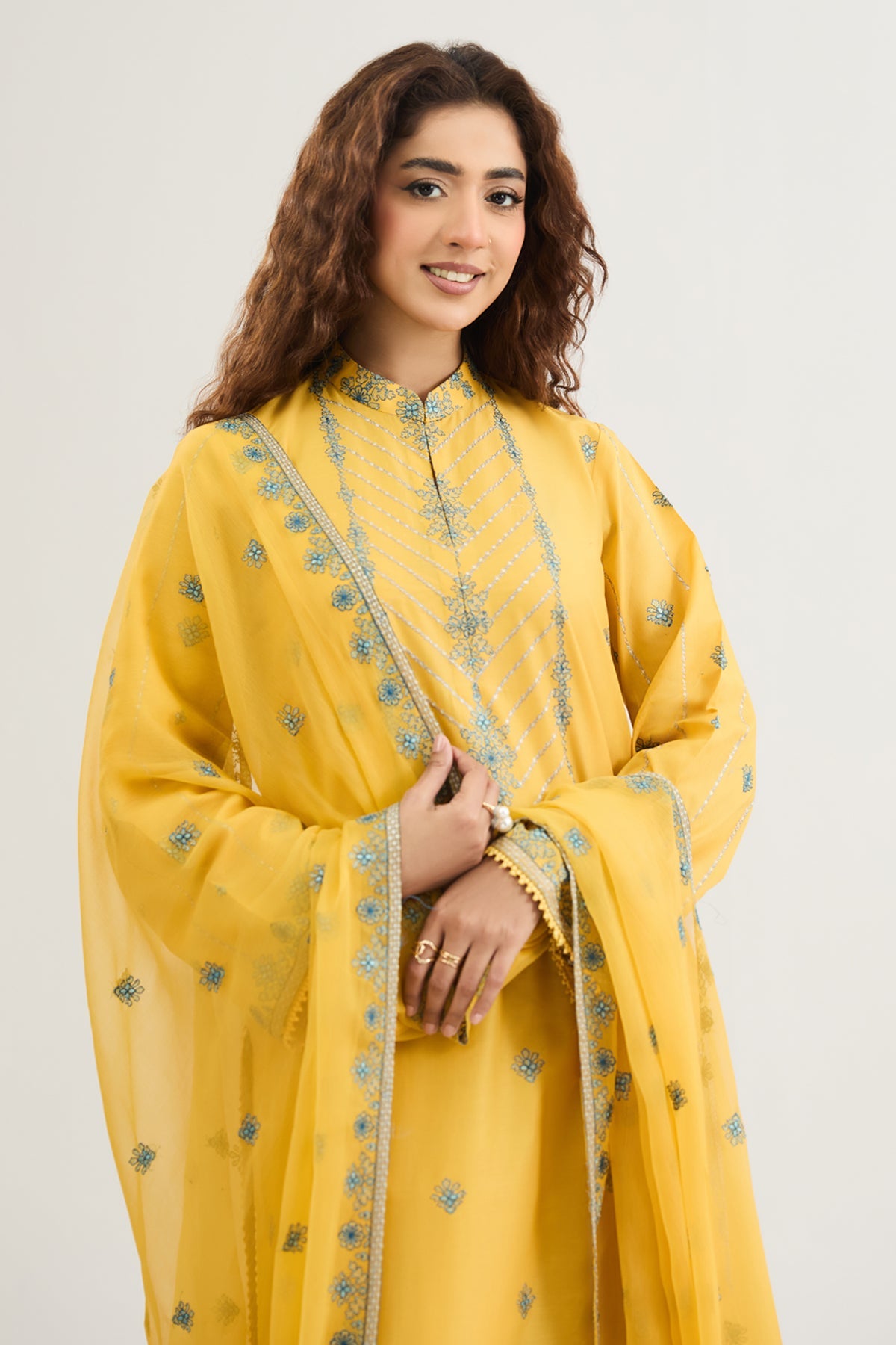 LAWN | EMBROIDERED - Shop Now at Kayseria