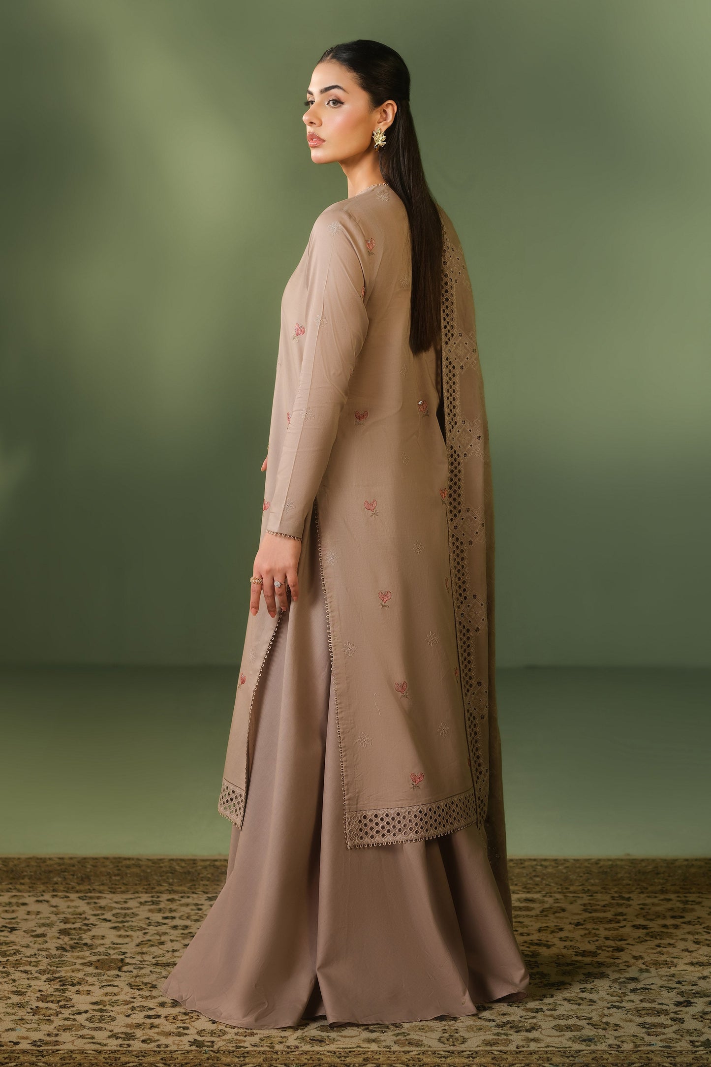 LAWN | EMBROIDERED