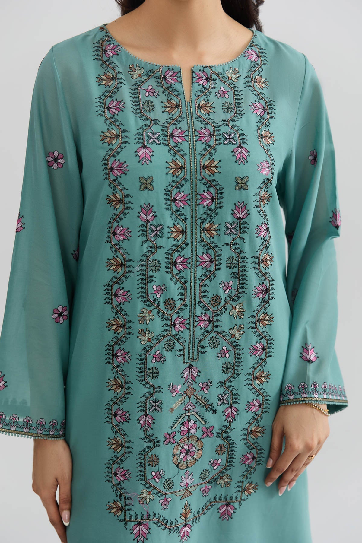 SWISS LAWN | EMBROIDERED