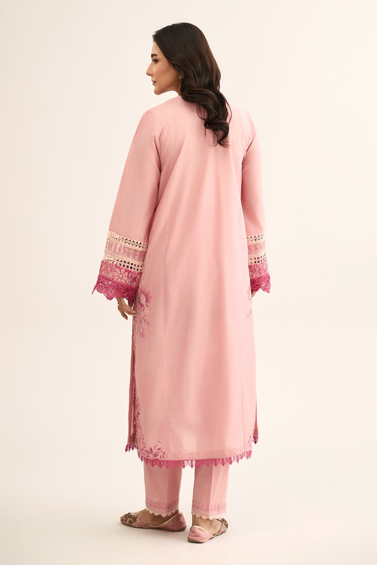 LAWN  |  EMBROIDERED - Shop Now at Kayseria