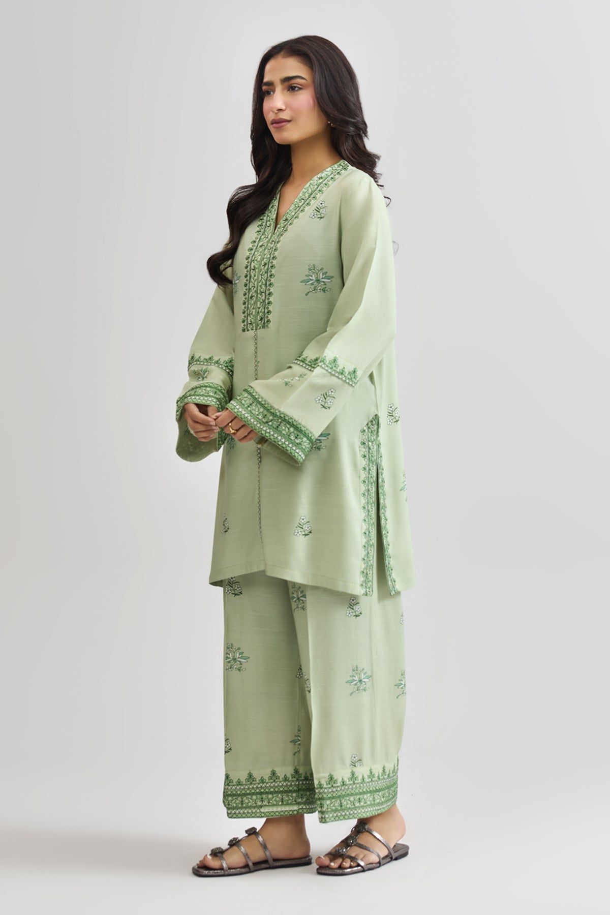 RAW SILK | EMBROIDERED