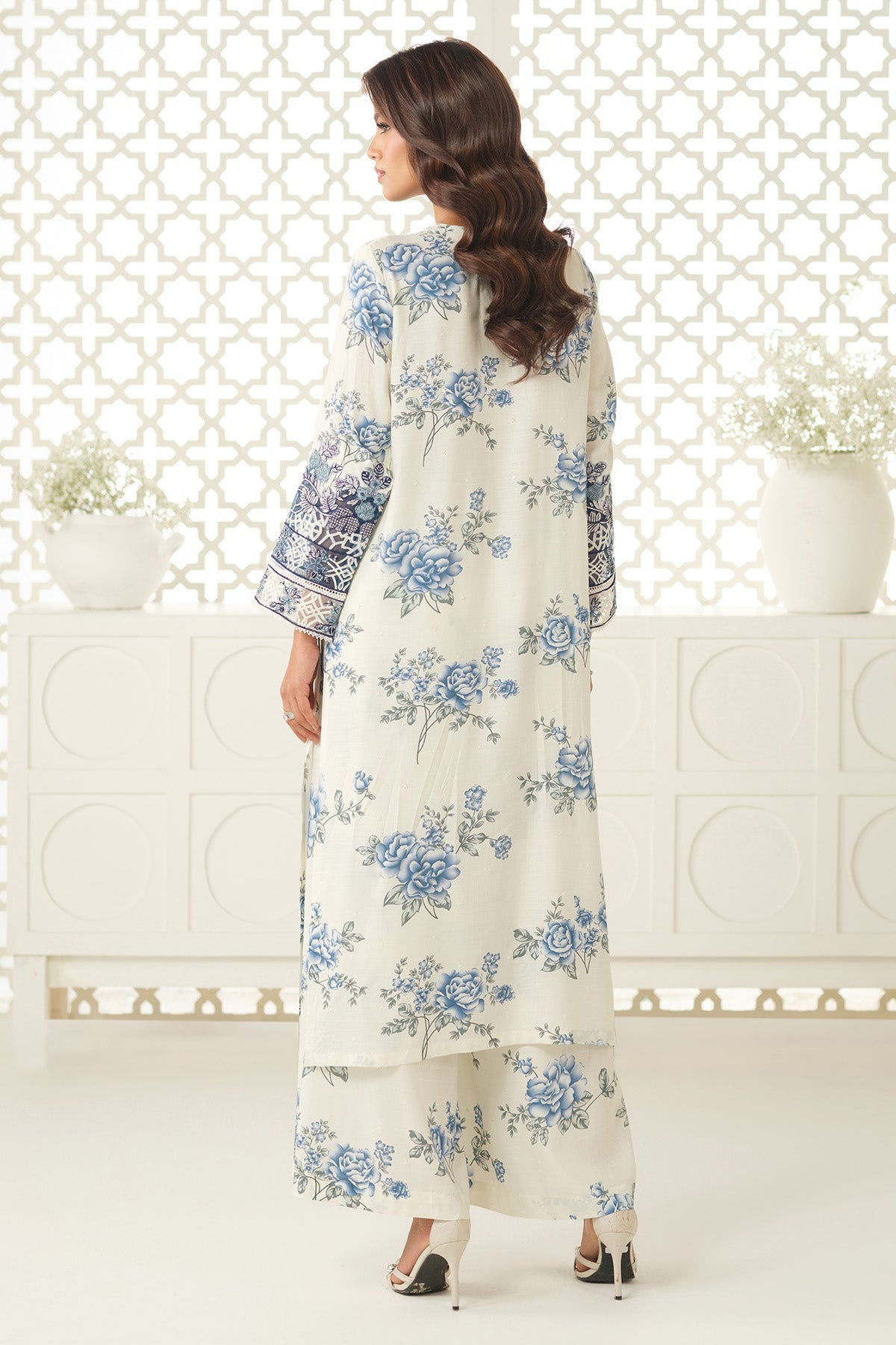 RAW SILK | EMBROIDERED - Shop Now at Kayseria
