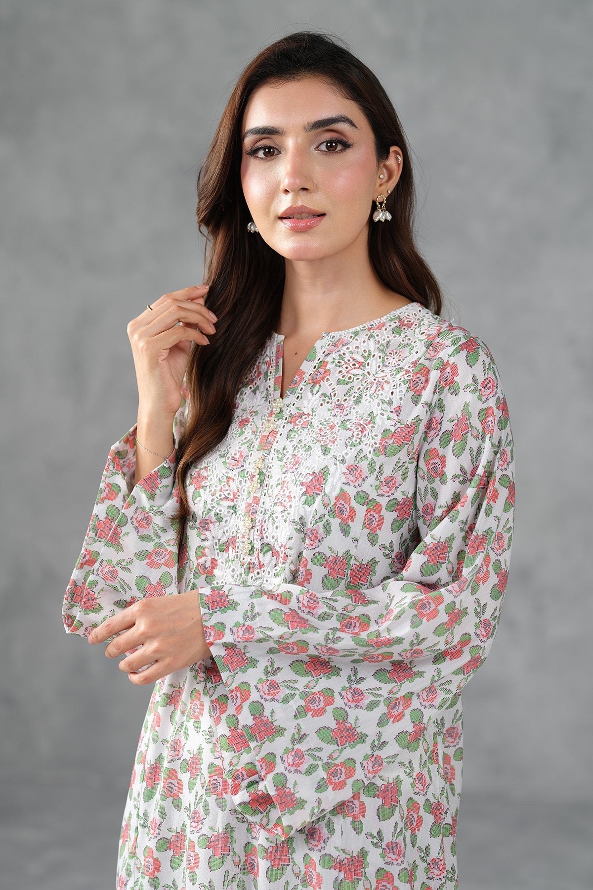 LAWN | EMBROIDERED