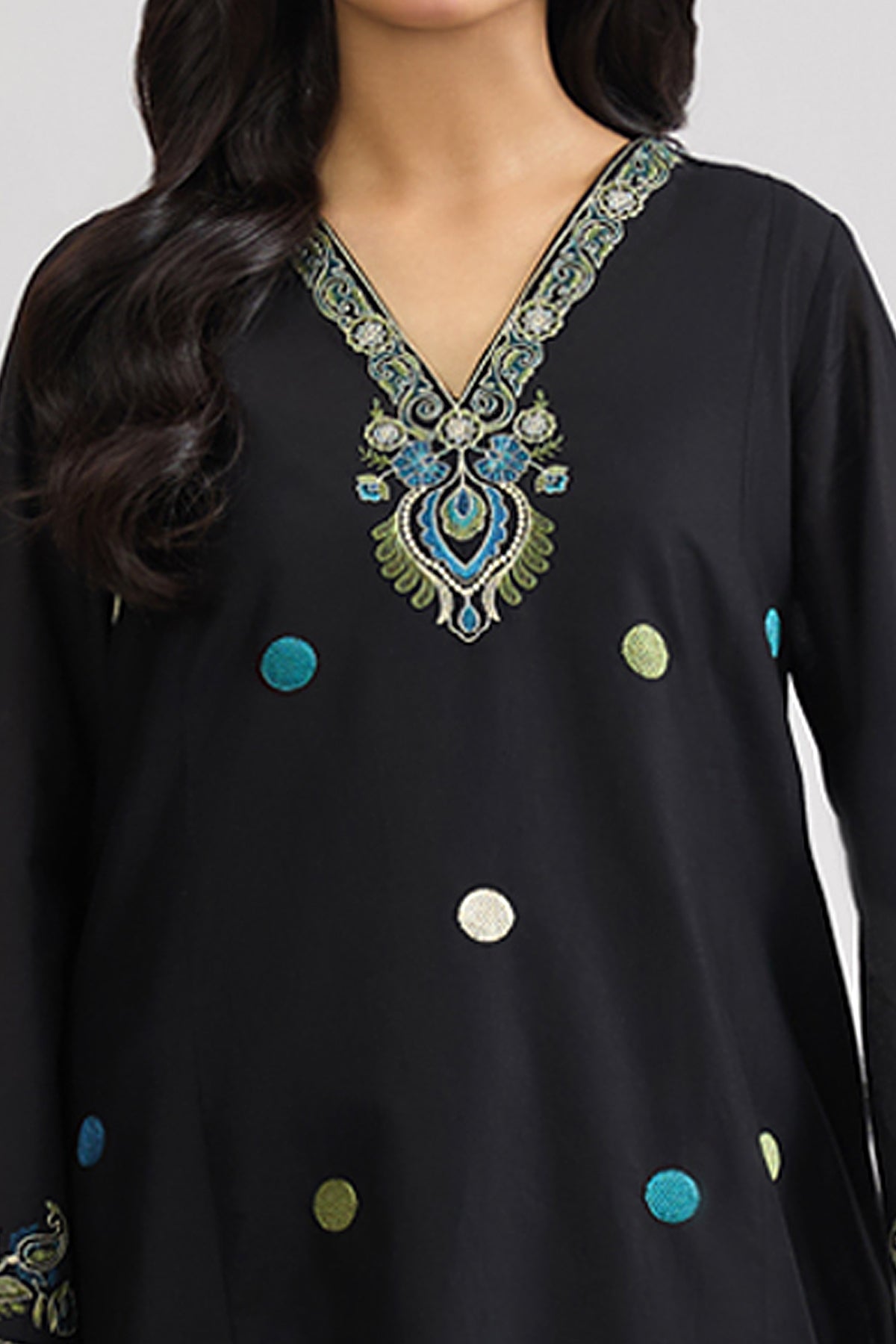 LAWN | EMBROIDERED