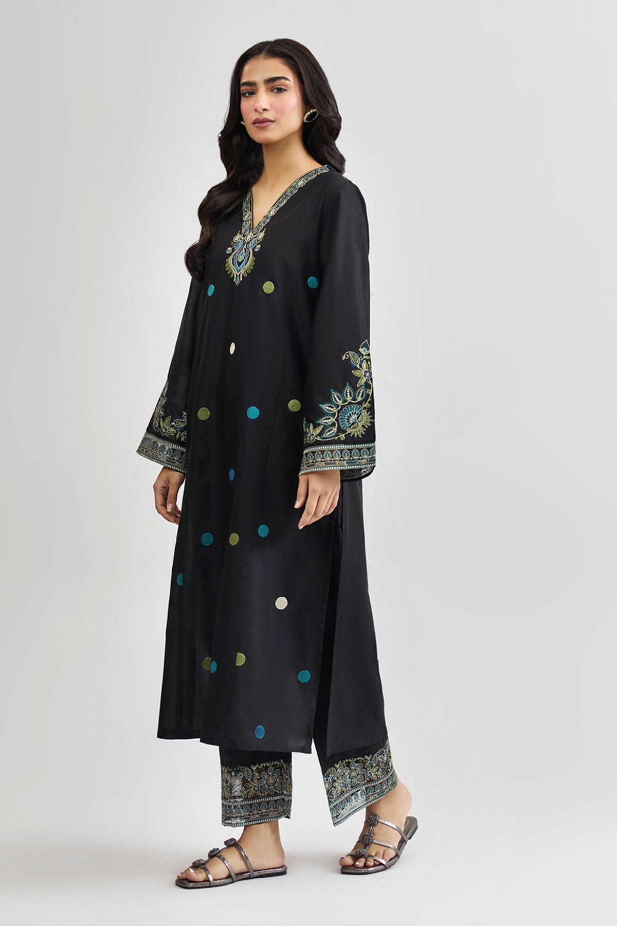 LAWN | EMBROIDERED - Shop Now at Kayseria