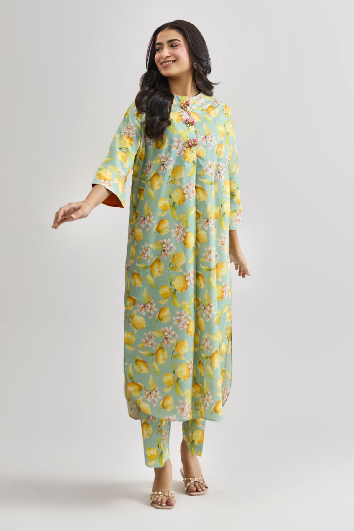 CAMBRIC | PRINTED - Shop Now at Kayseria