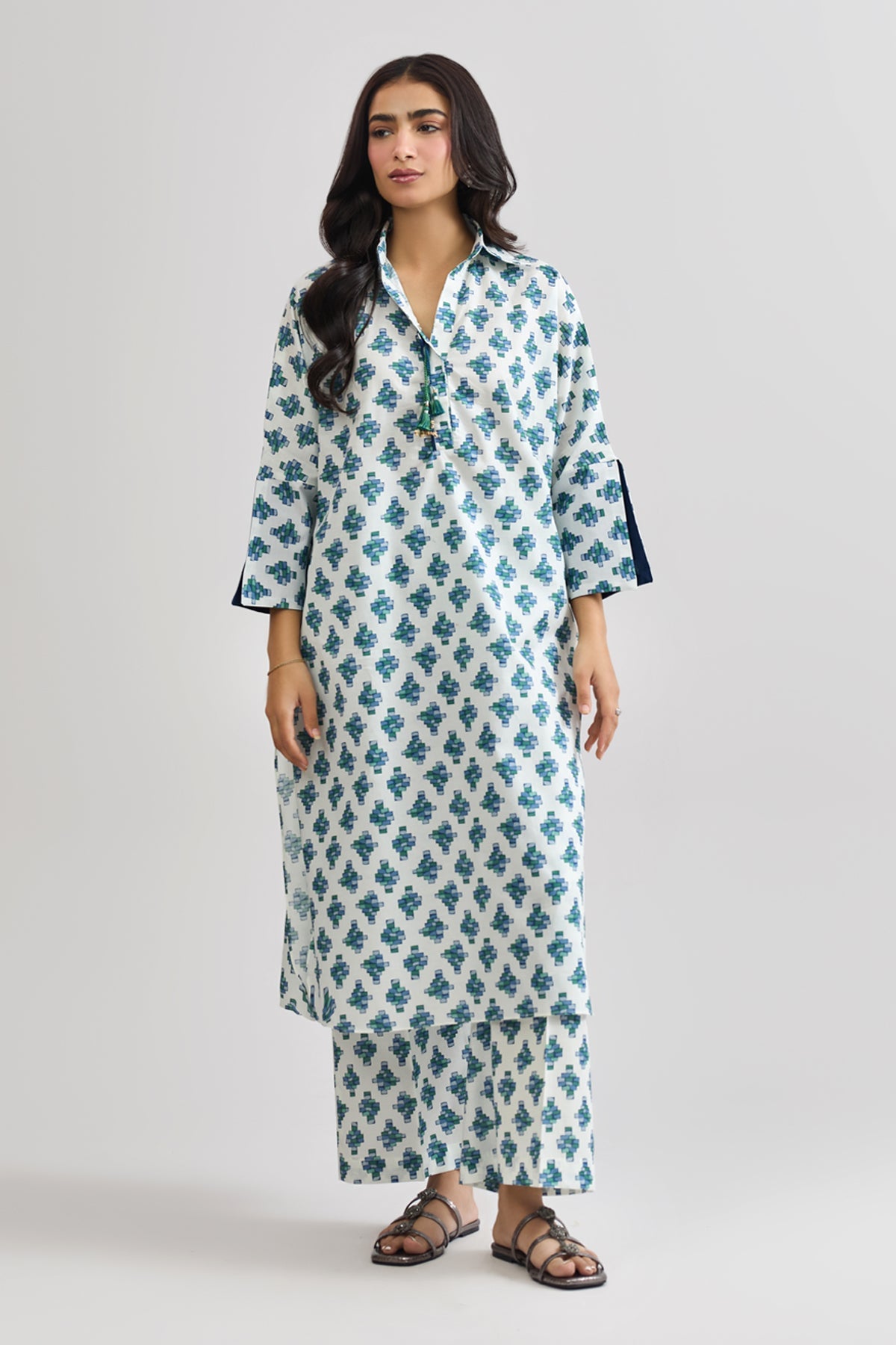 CAMBRIC | PRINTED - Shop Now at Kayseria