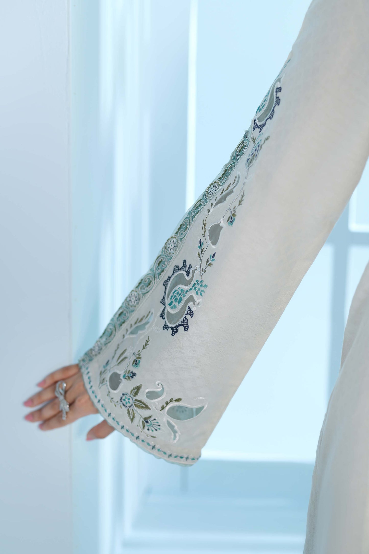 JACQUARD | EMBROIDERED