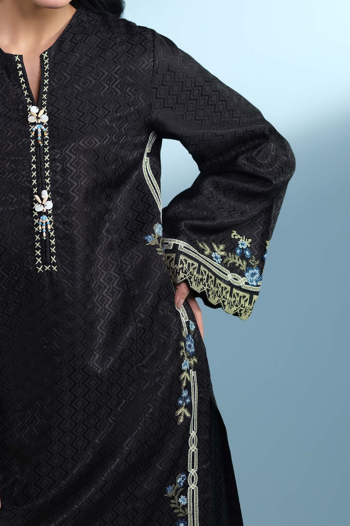 JACQUARD | EMBROIDERED