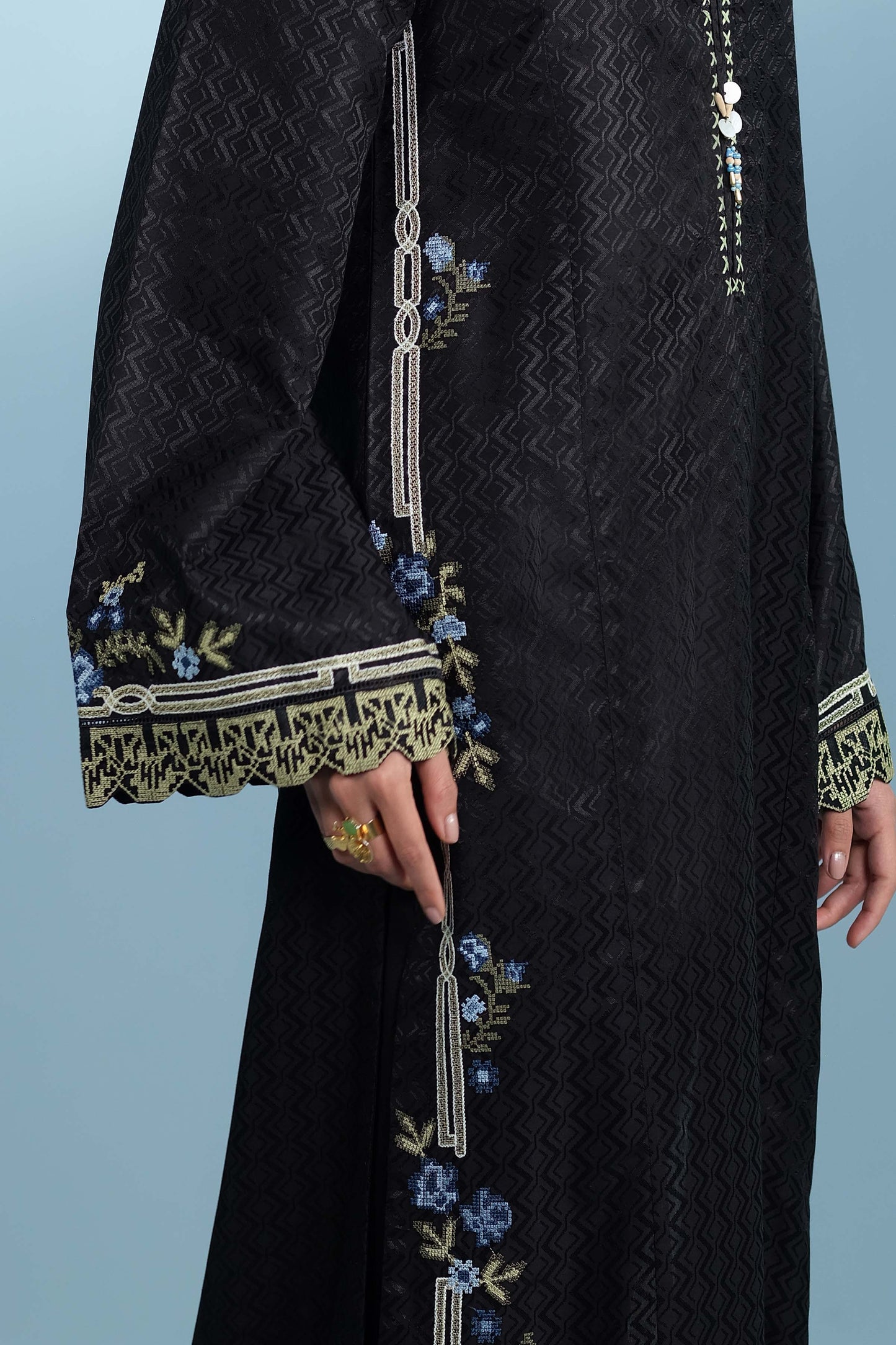 JACQUARD | EMBROIDERED