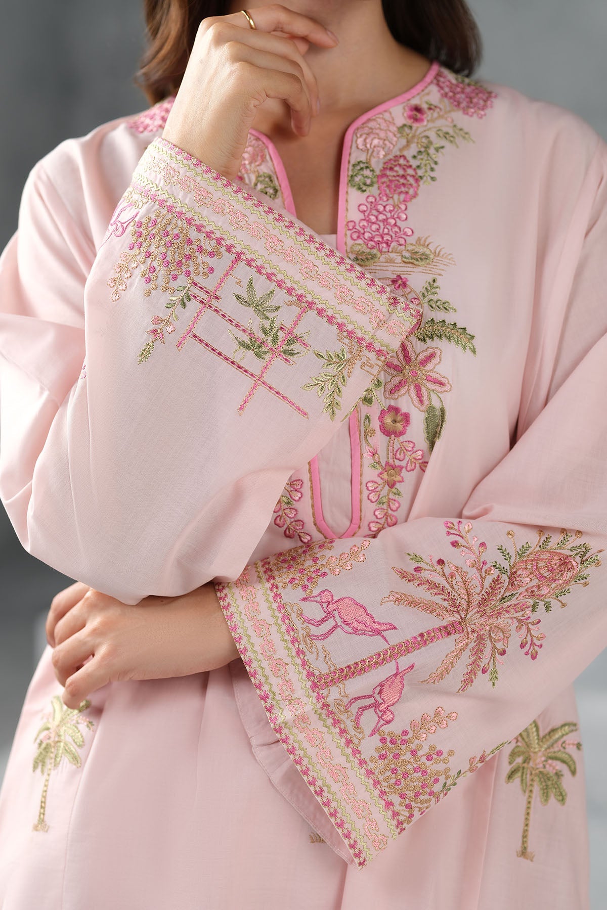 LAWN | EMBROIDERED
