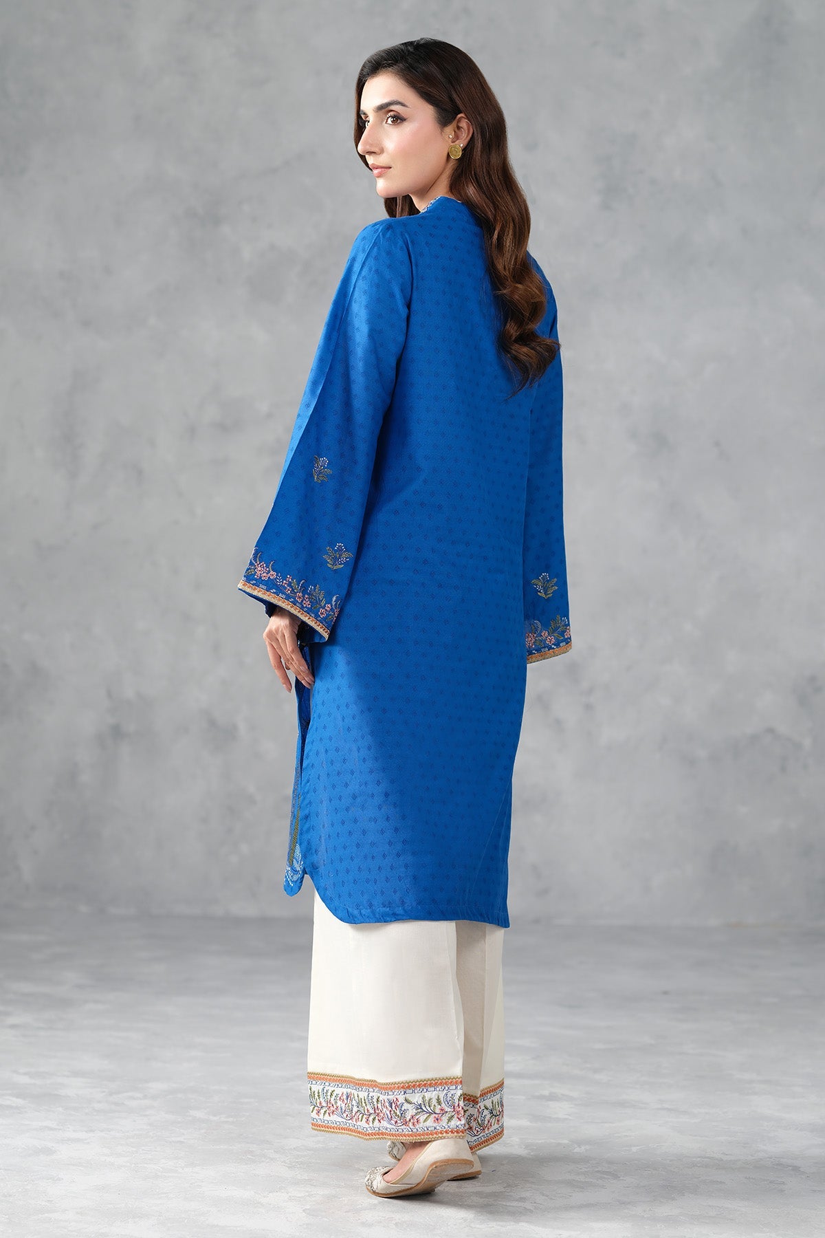 JACQUARD | EMBROIDERED