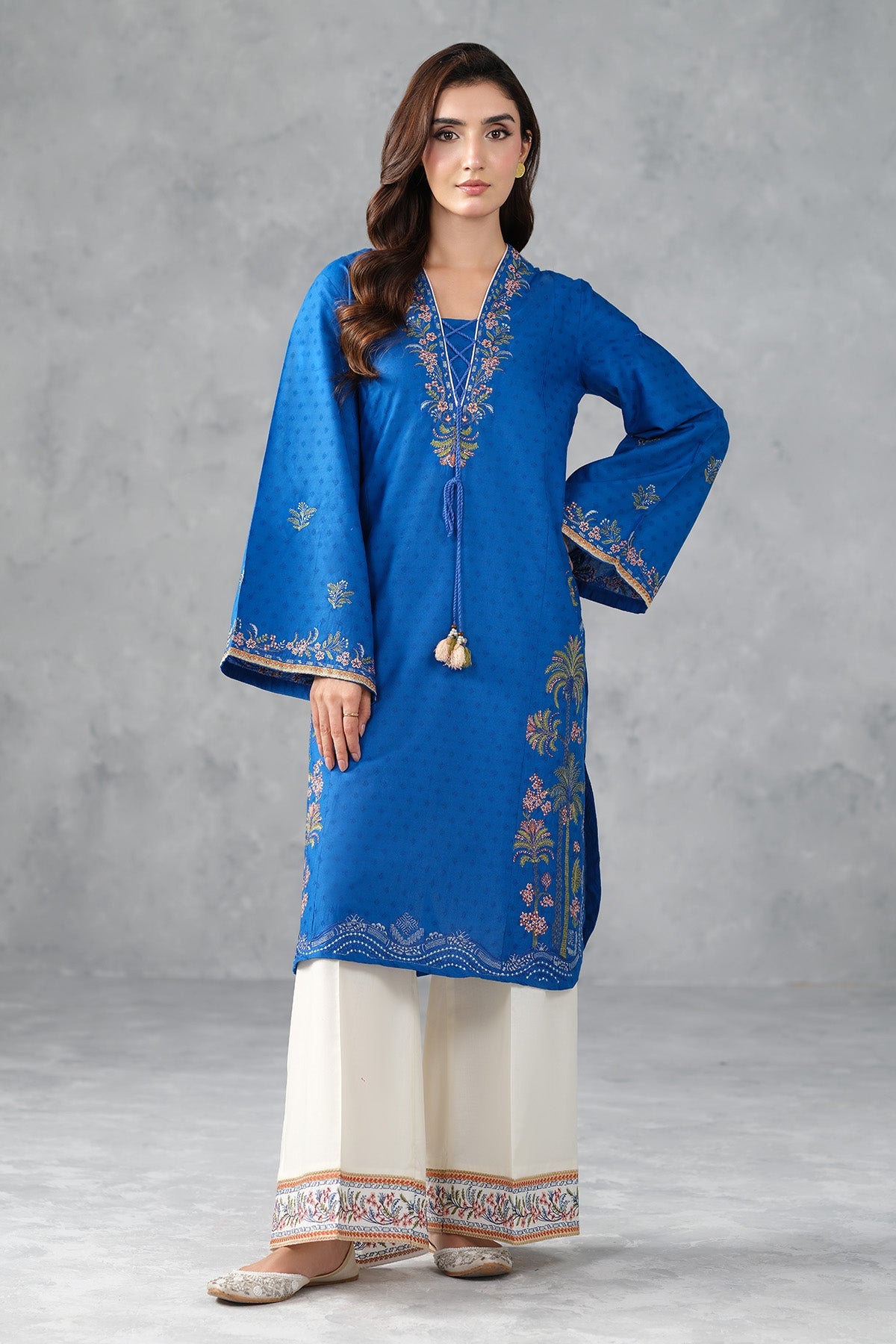 JACQUARD | EMBROIDERED